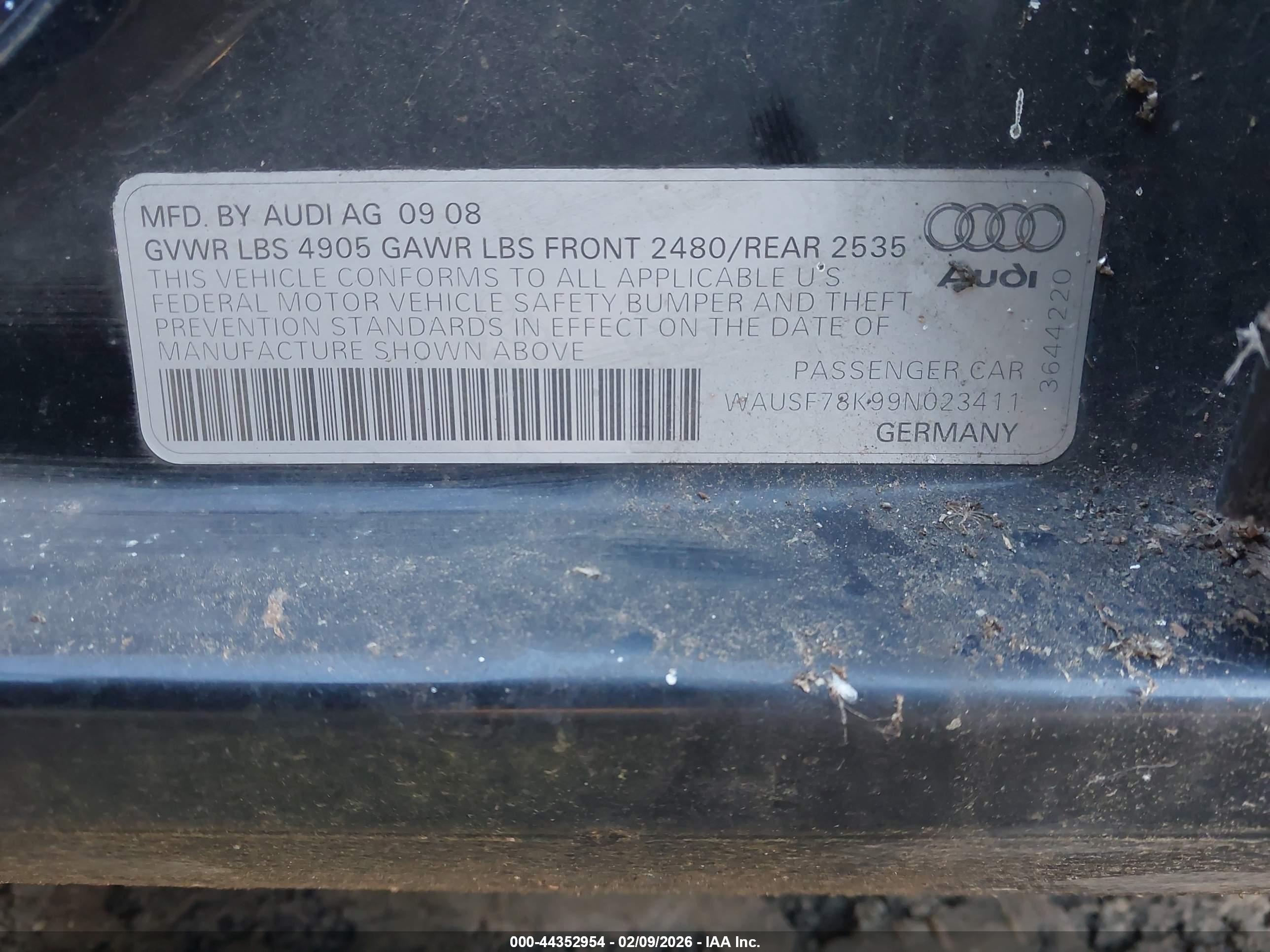 AUDI A4 image 9