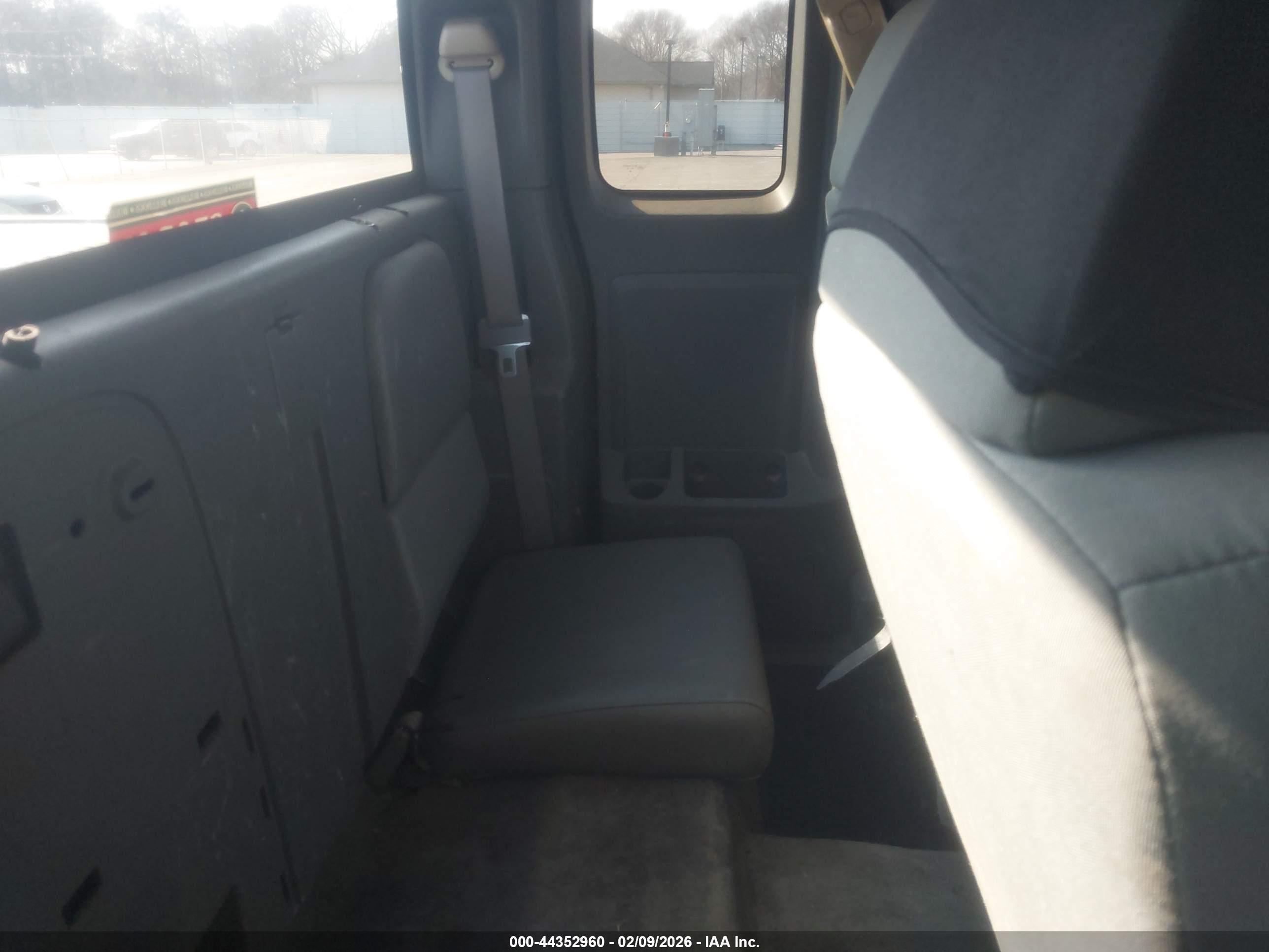 DODGE DAKOTA image 8