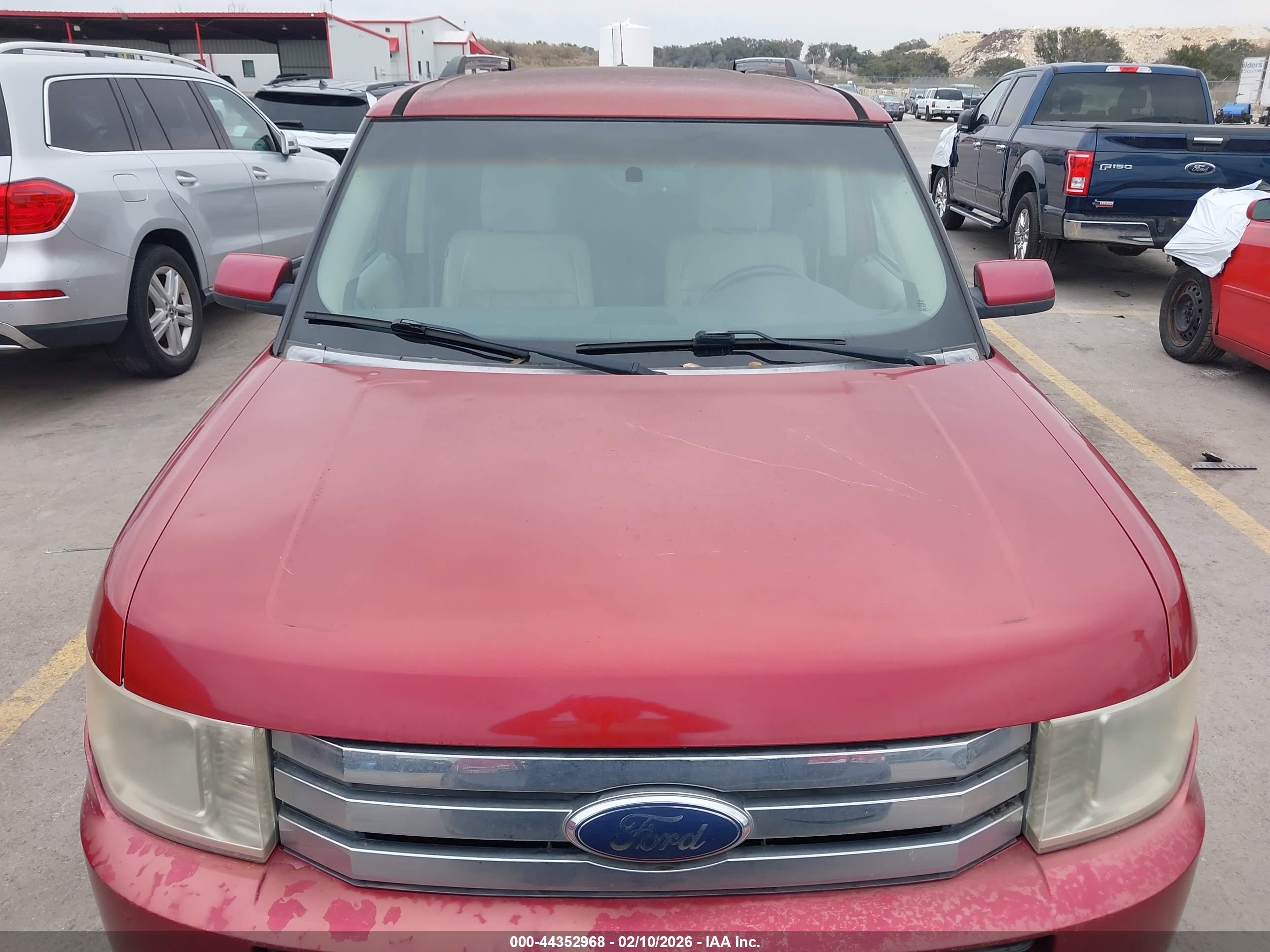FORD FLEX image 6