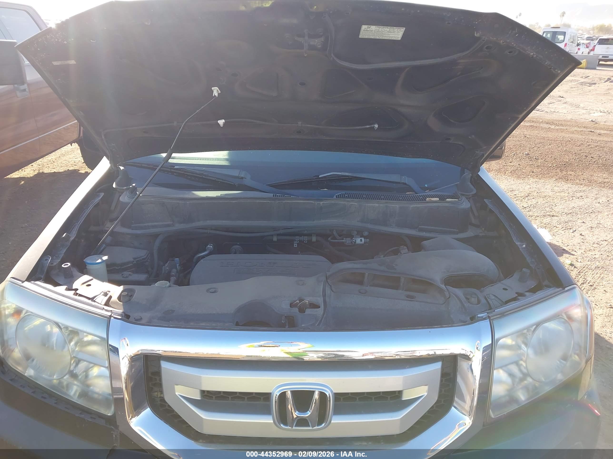 HONDA PILOT image 10