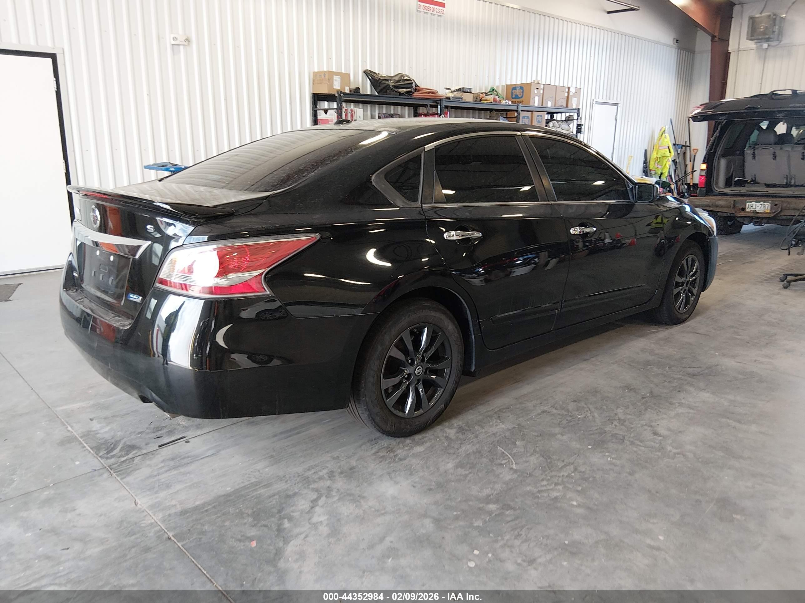 NISSAN ALTIMA image 4