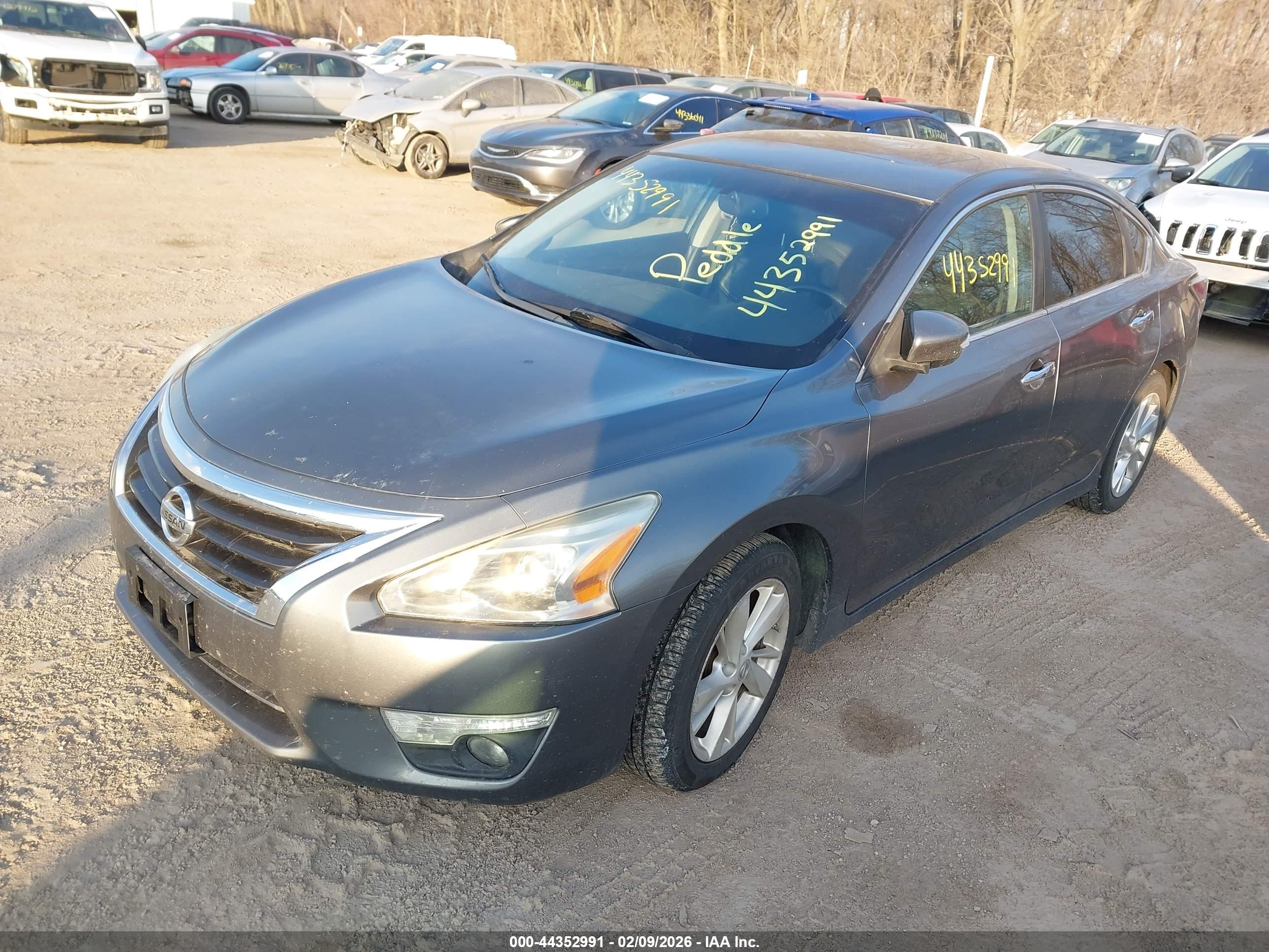 NISSAN ALTIMA image 2