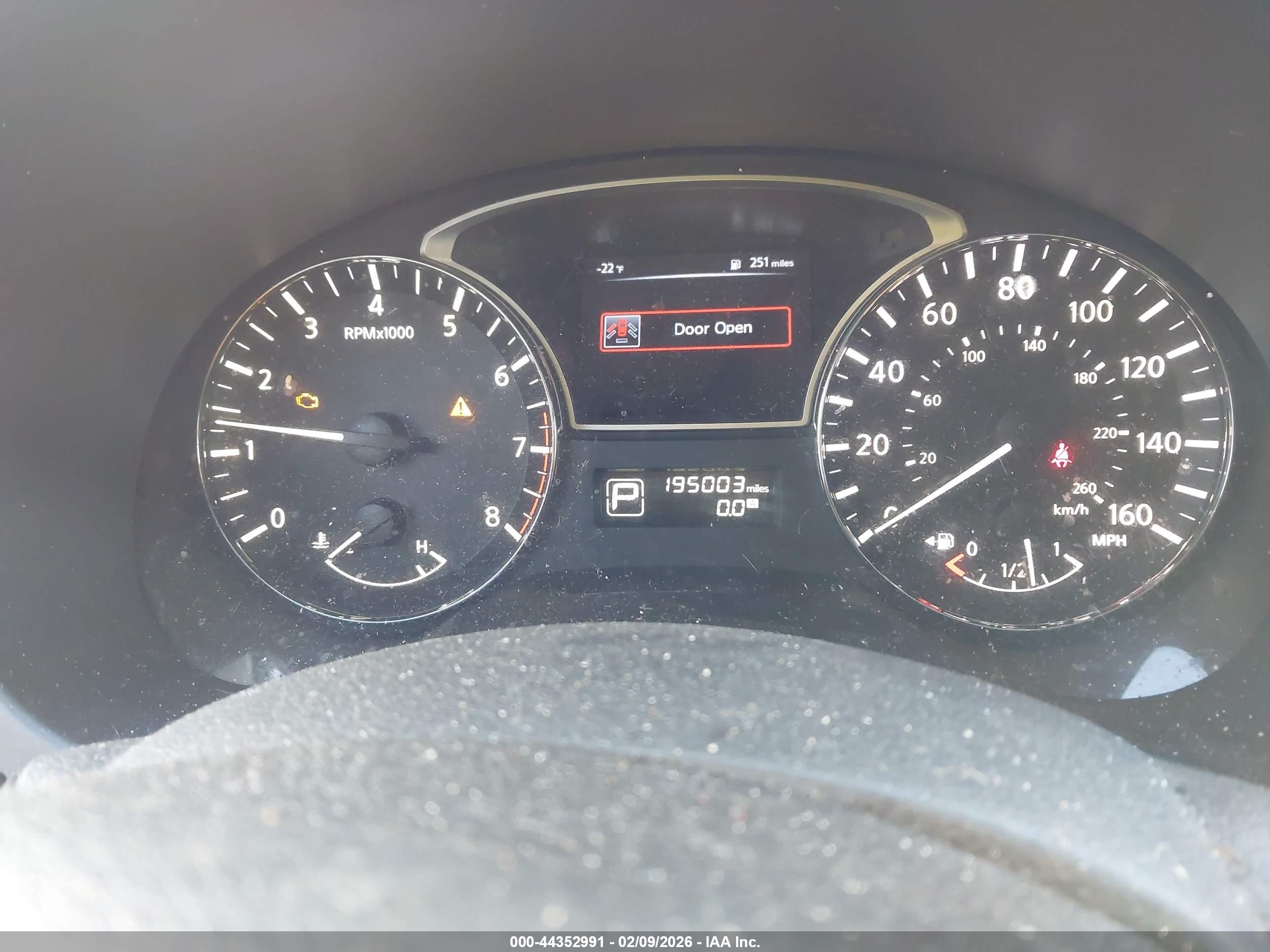 NISSAN ALTIMA image 7