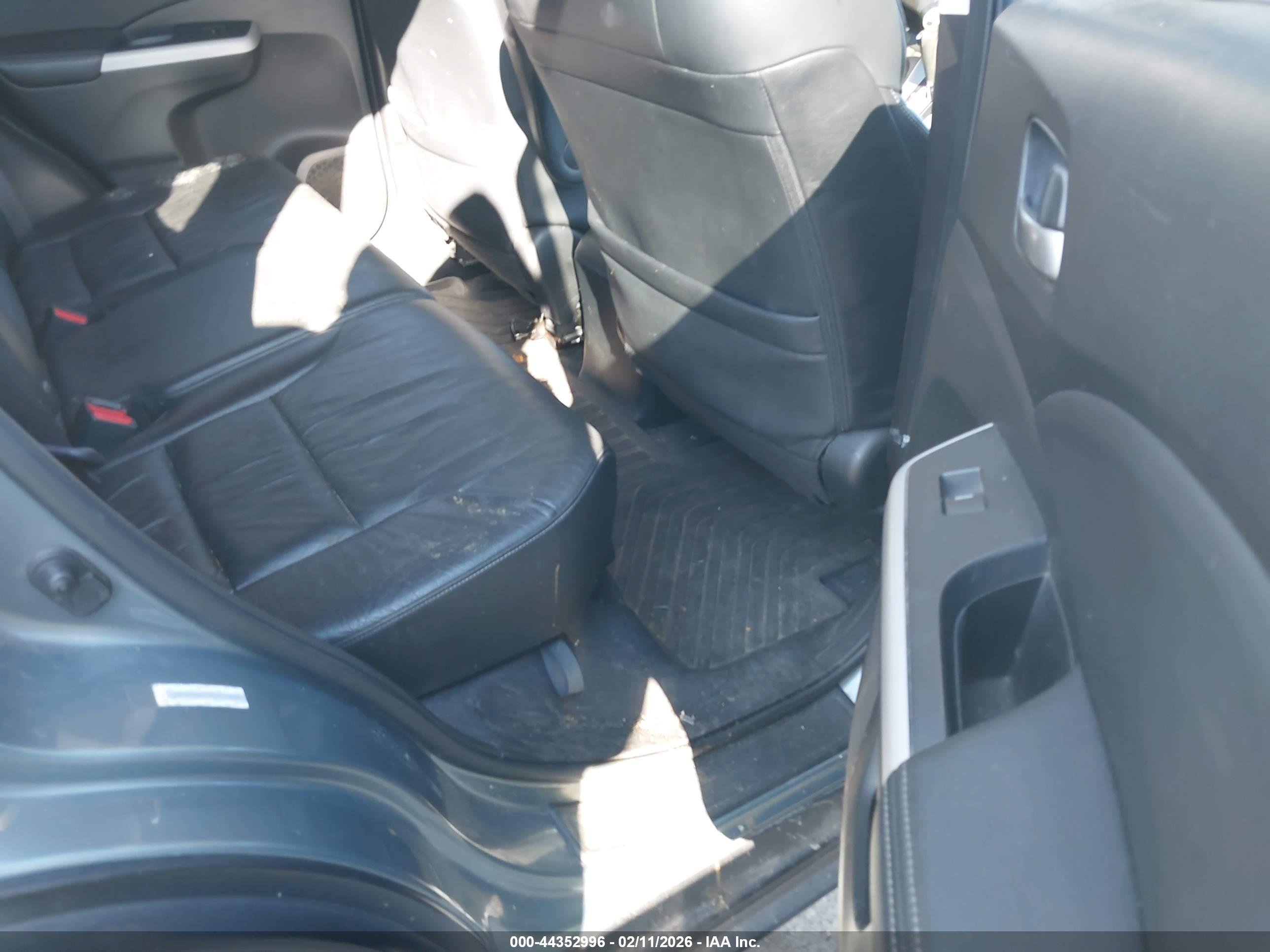HONDA CR-V image 8