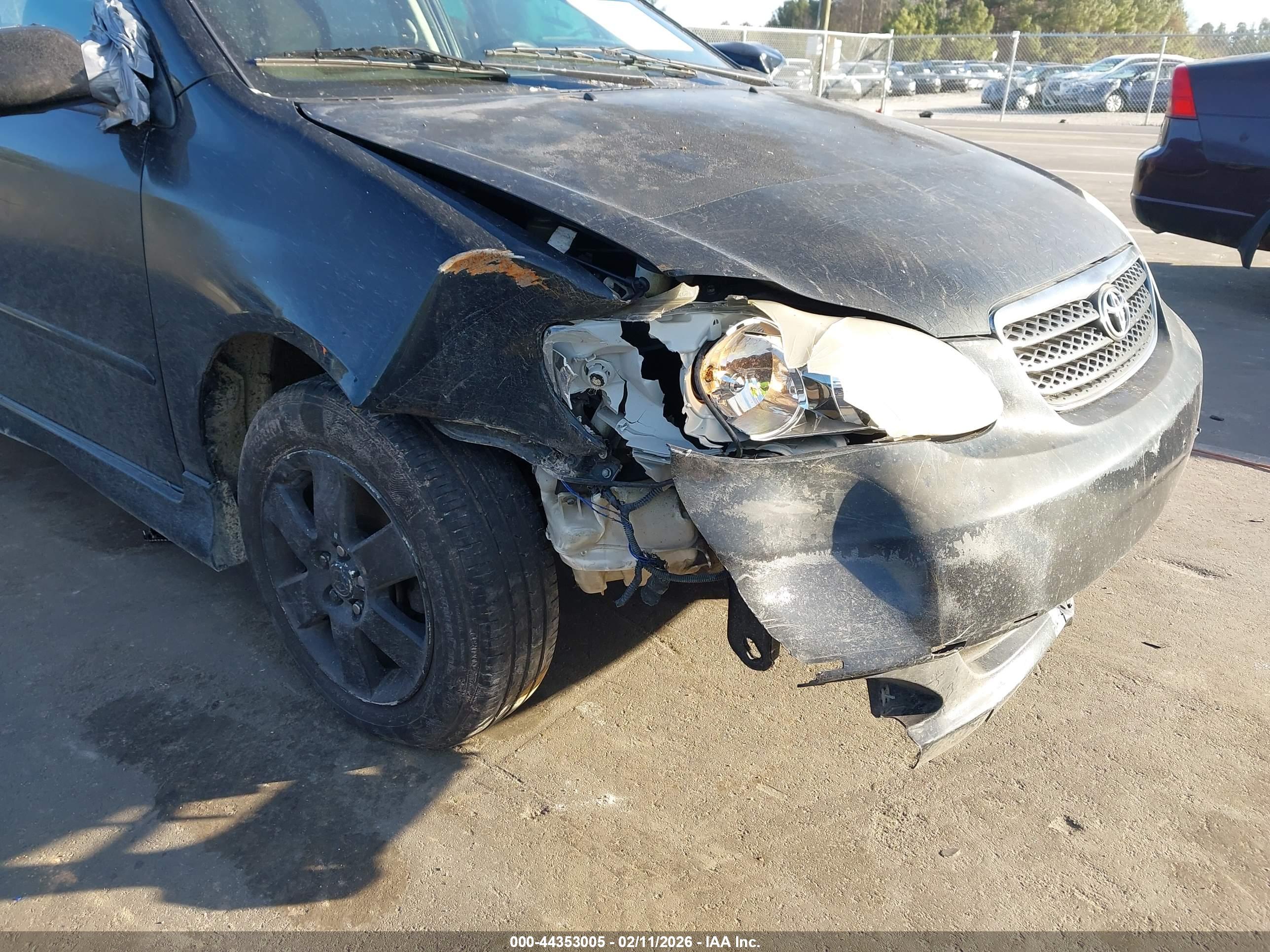 TOYOTA COROLLA image 6