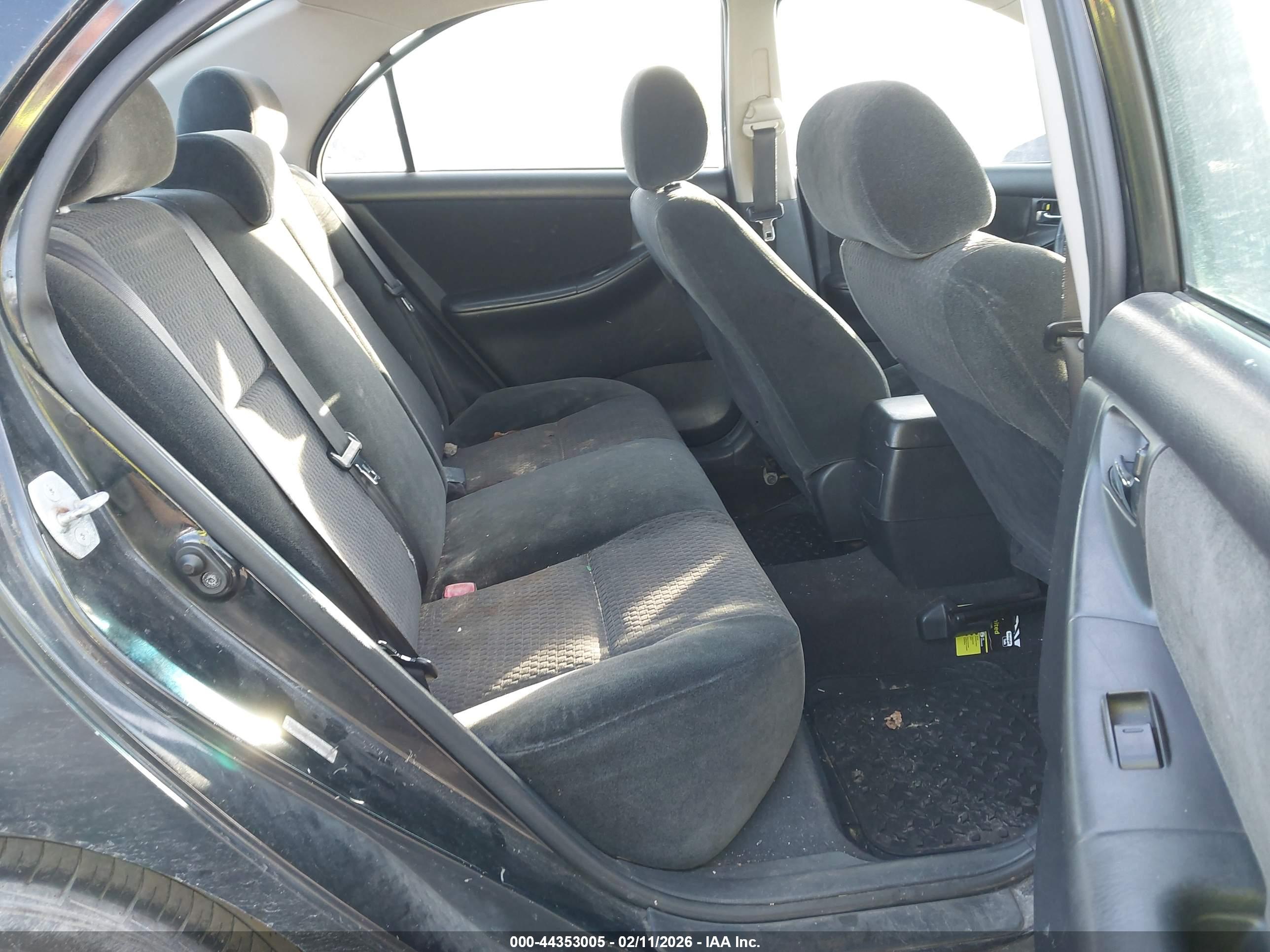 TOYOTA COROLLA image 8