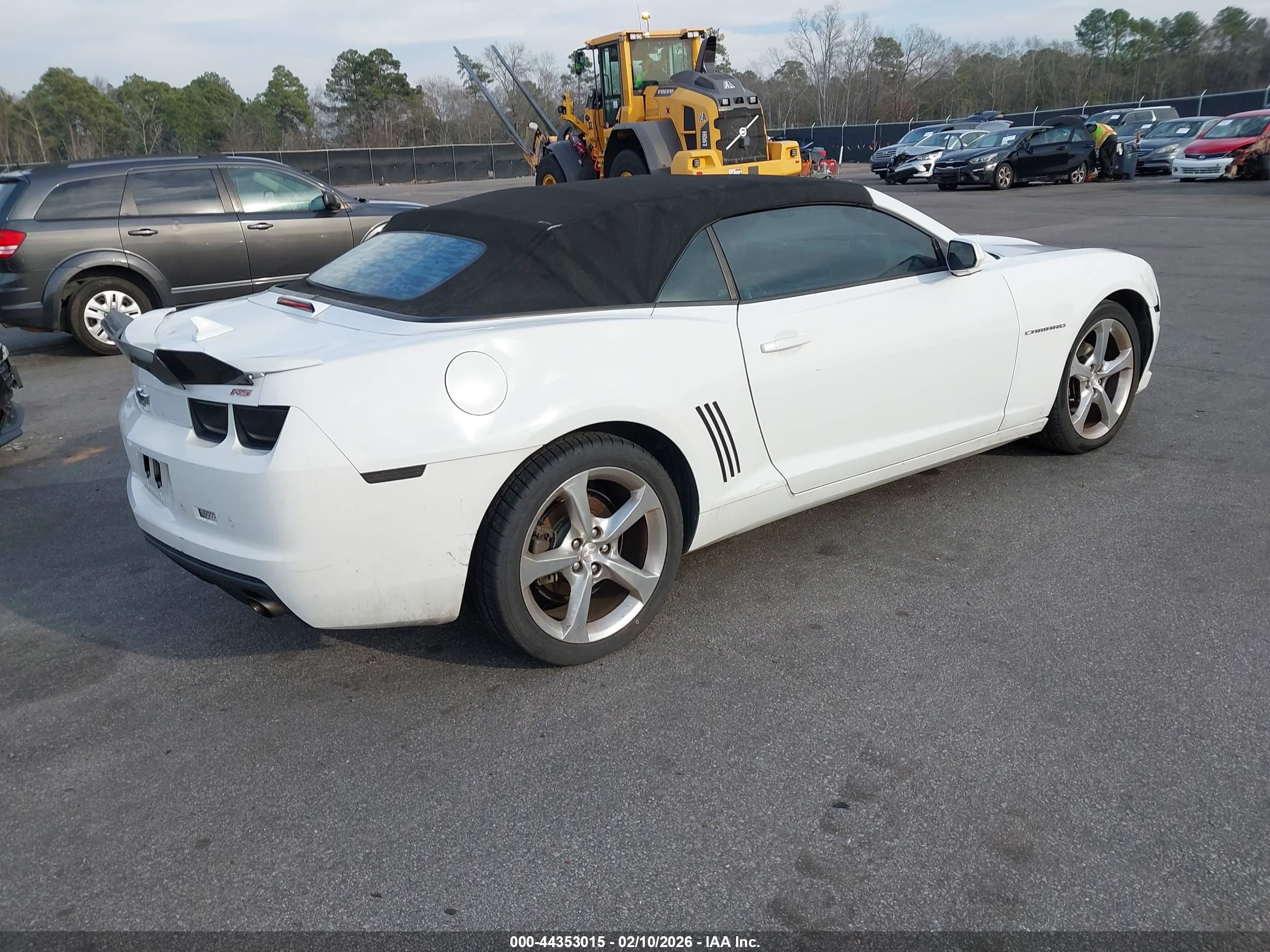 CHEVROLET CAMARO image 4