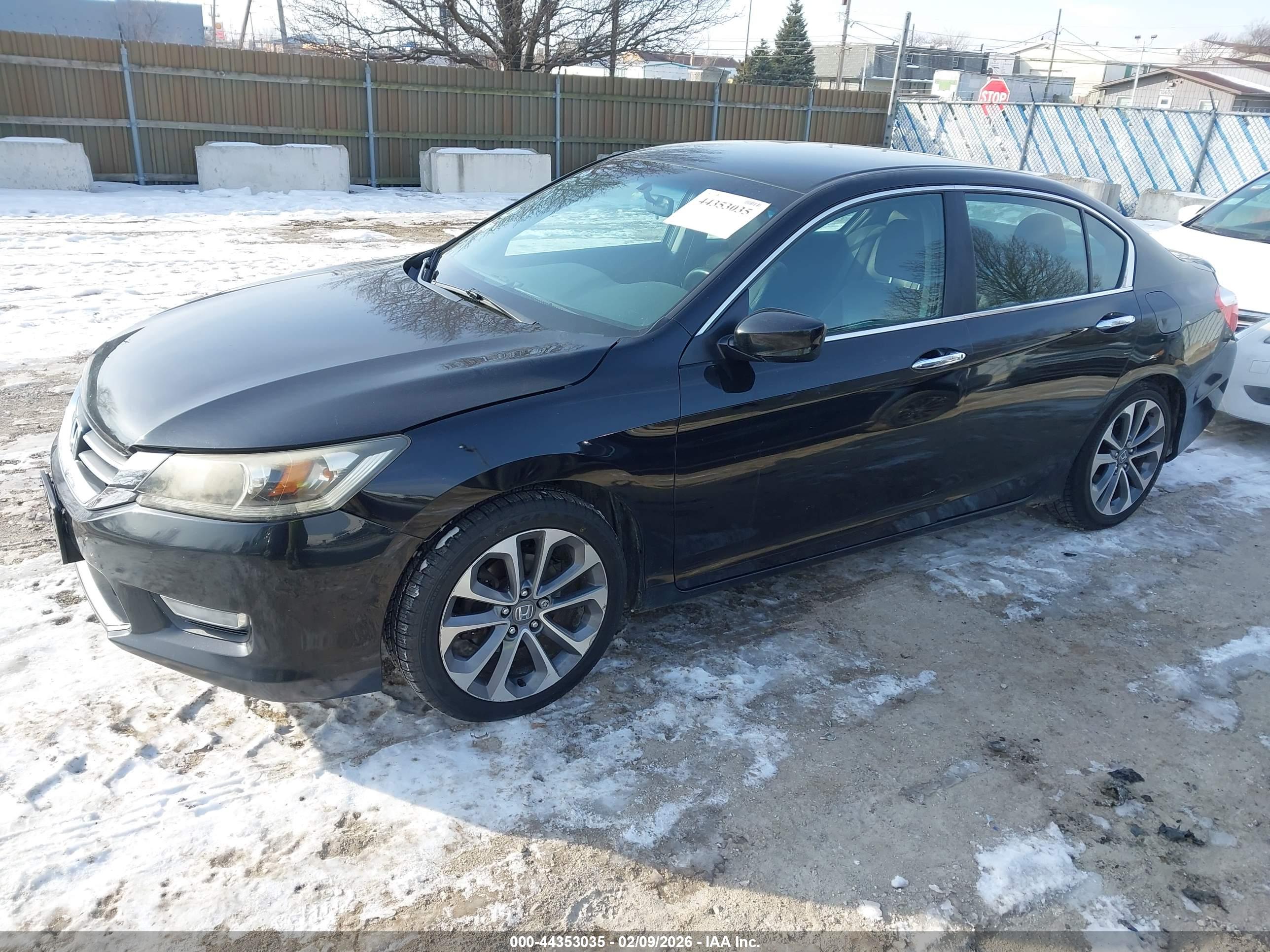HONDA ACCORD image 2