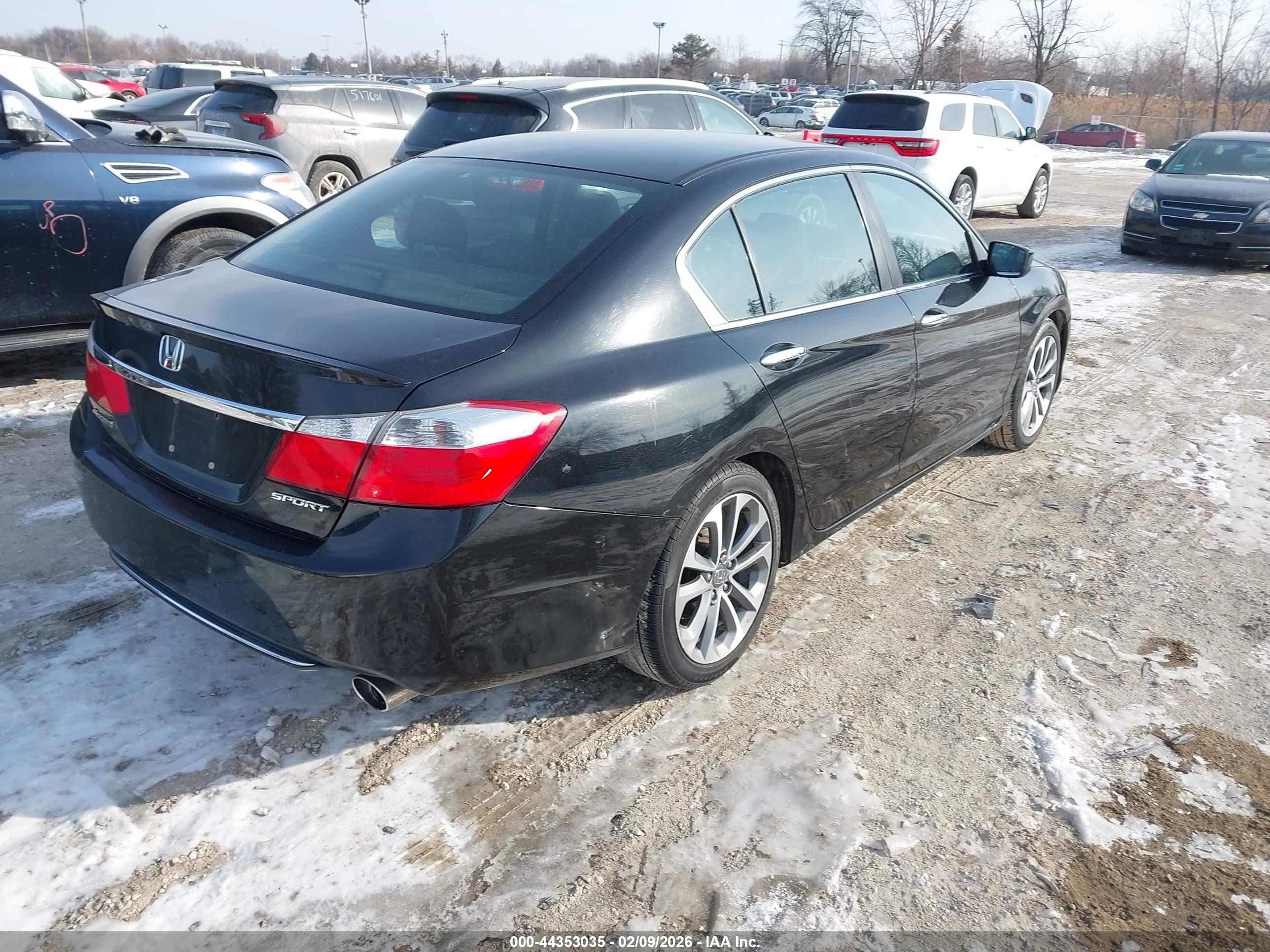 HONDA ACCORD image 4