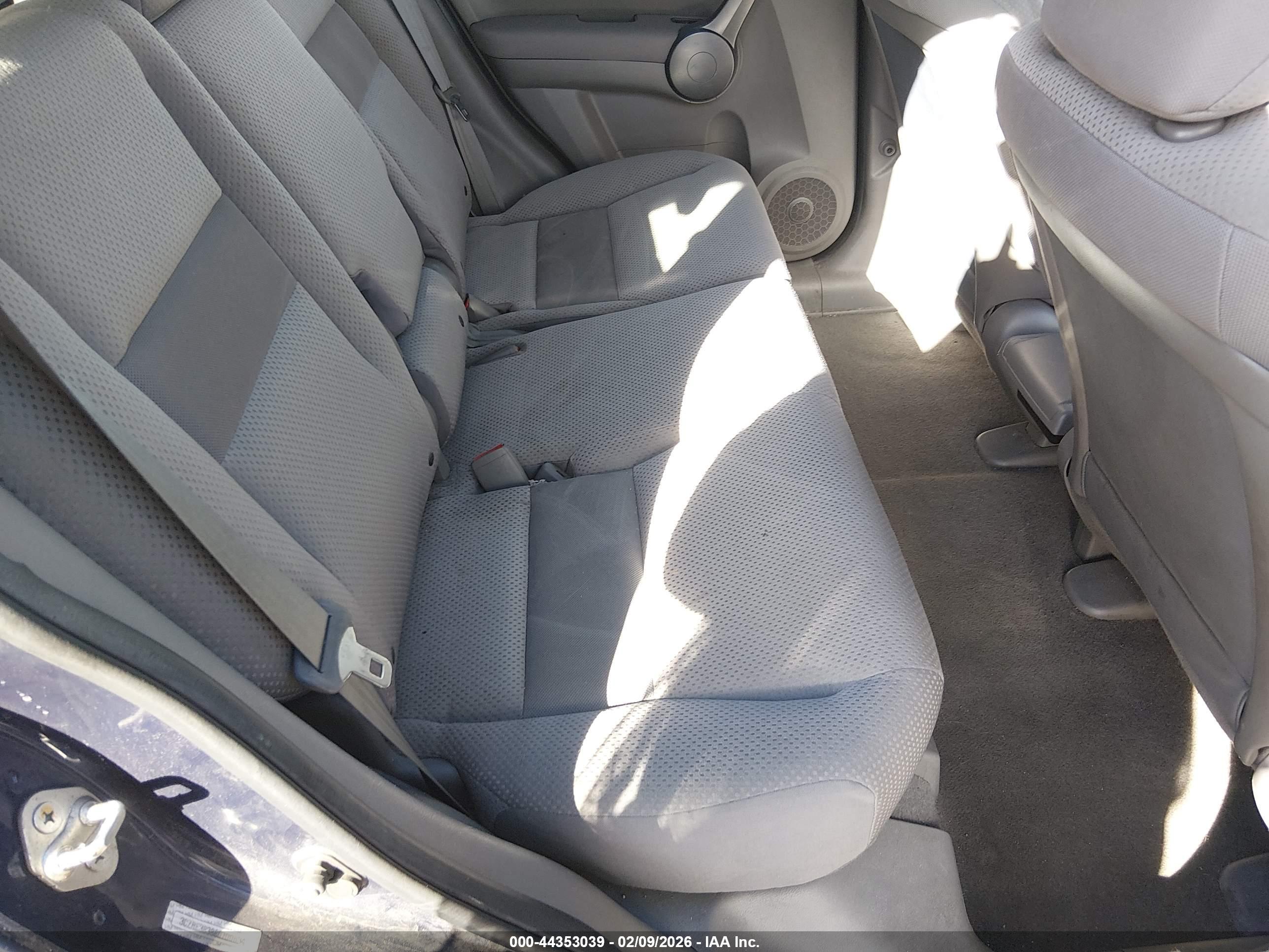 HONDA CR-V image 8