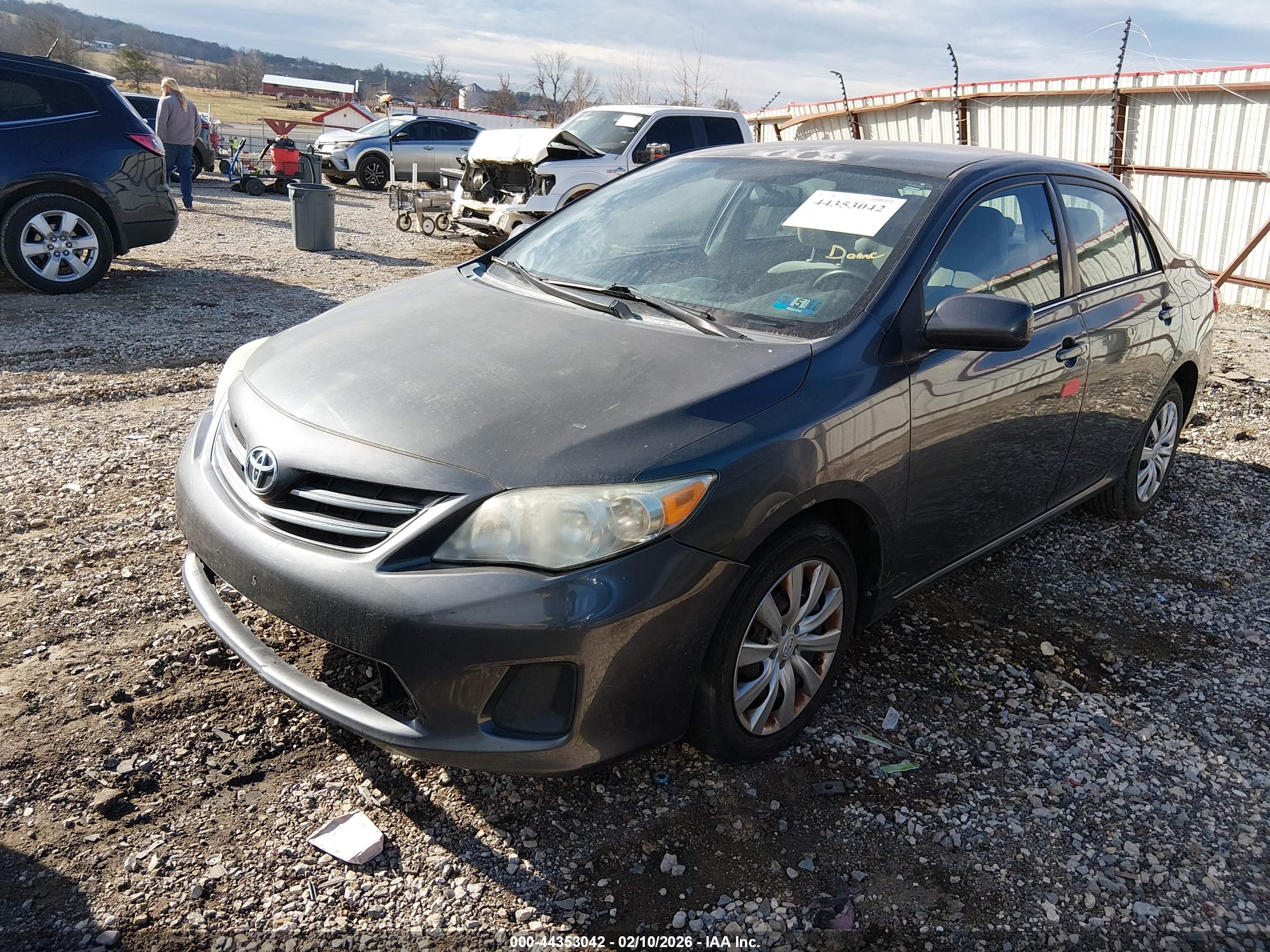 TOYOTA COROLLA image 2