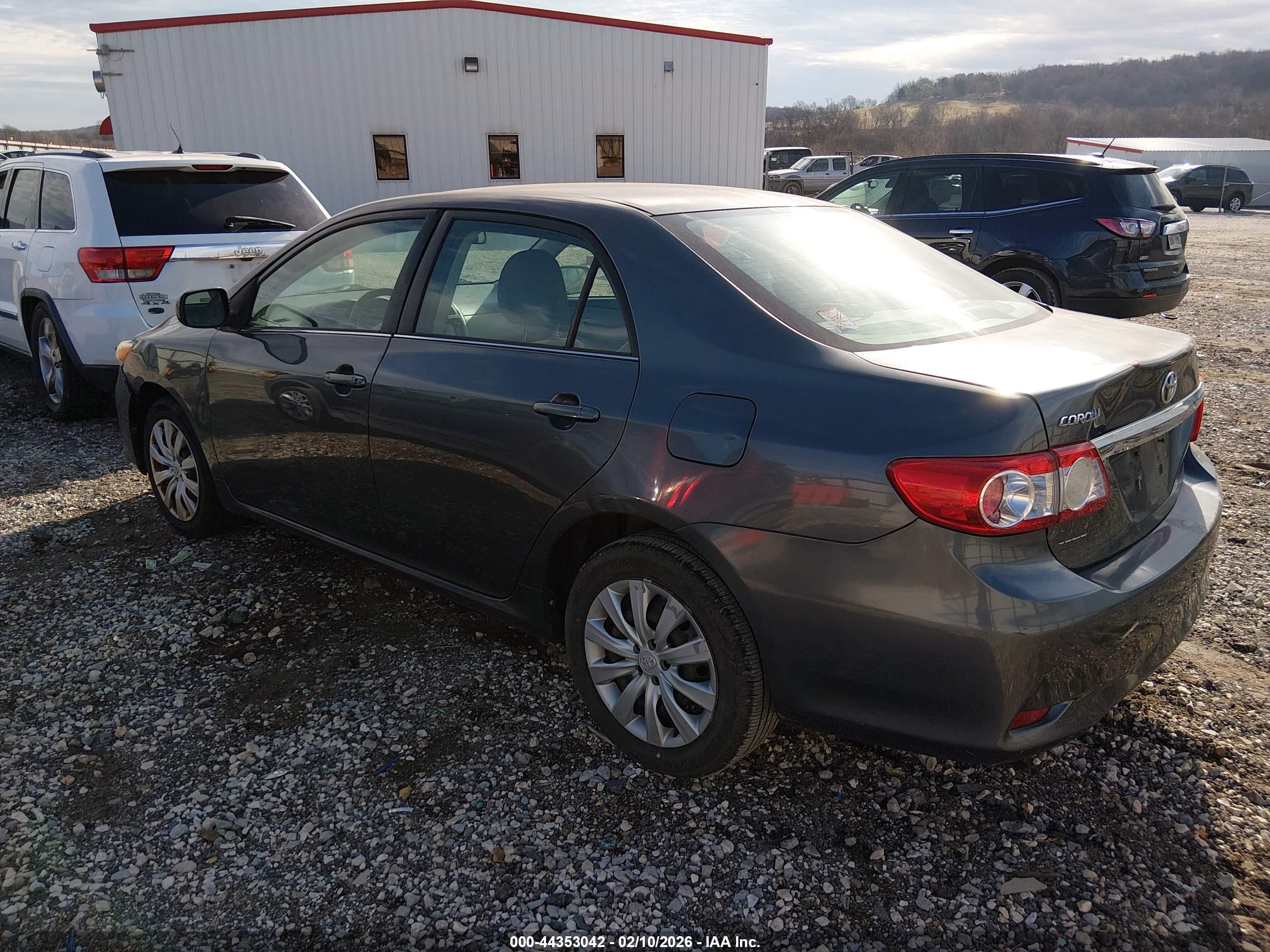 TOYOTA COROLLA image 3