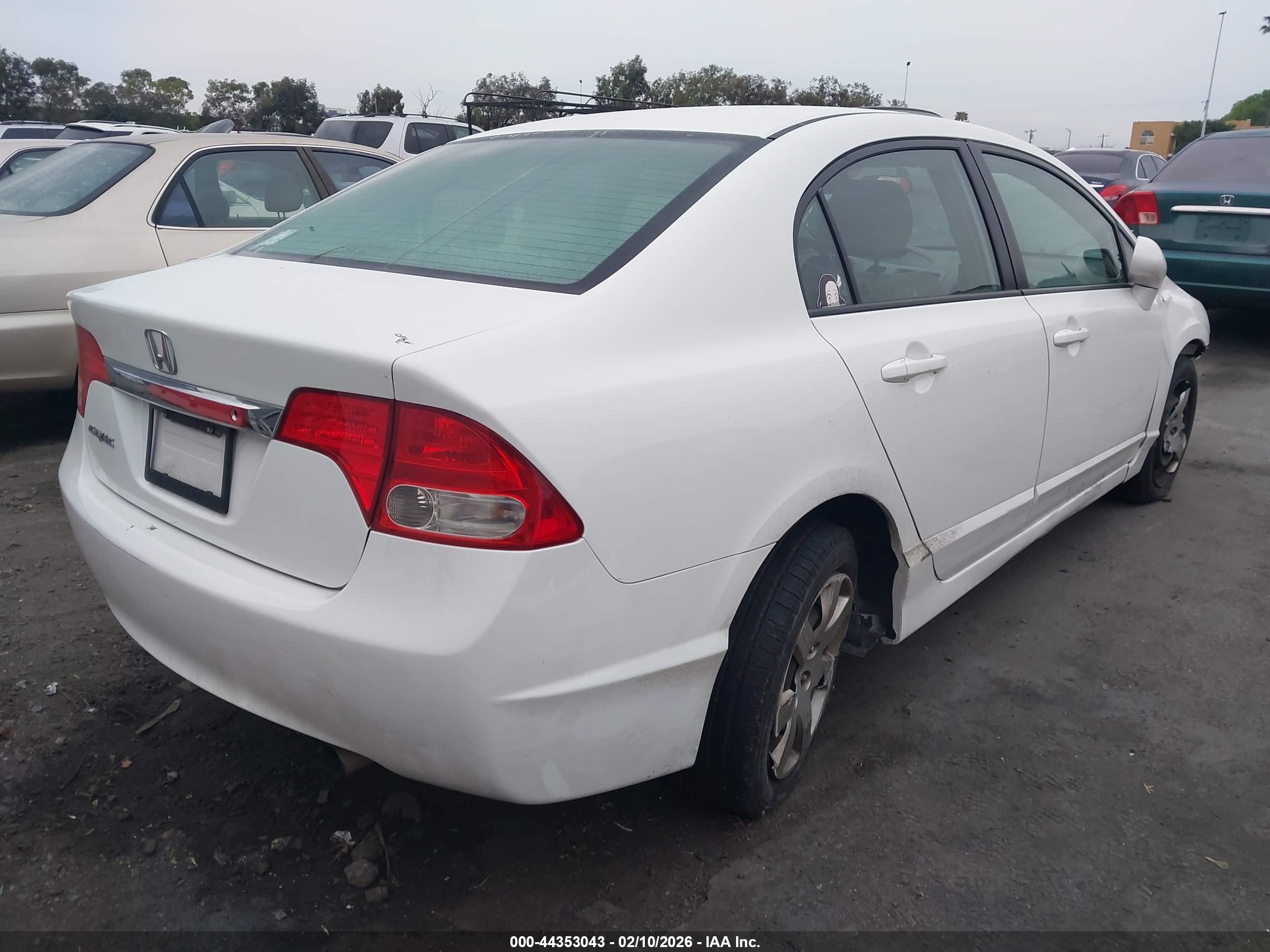 HONDA CIVIC image 4