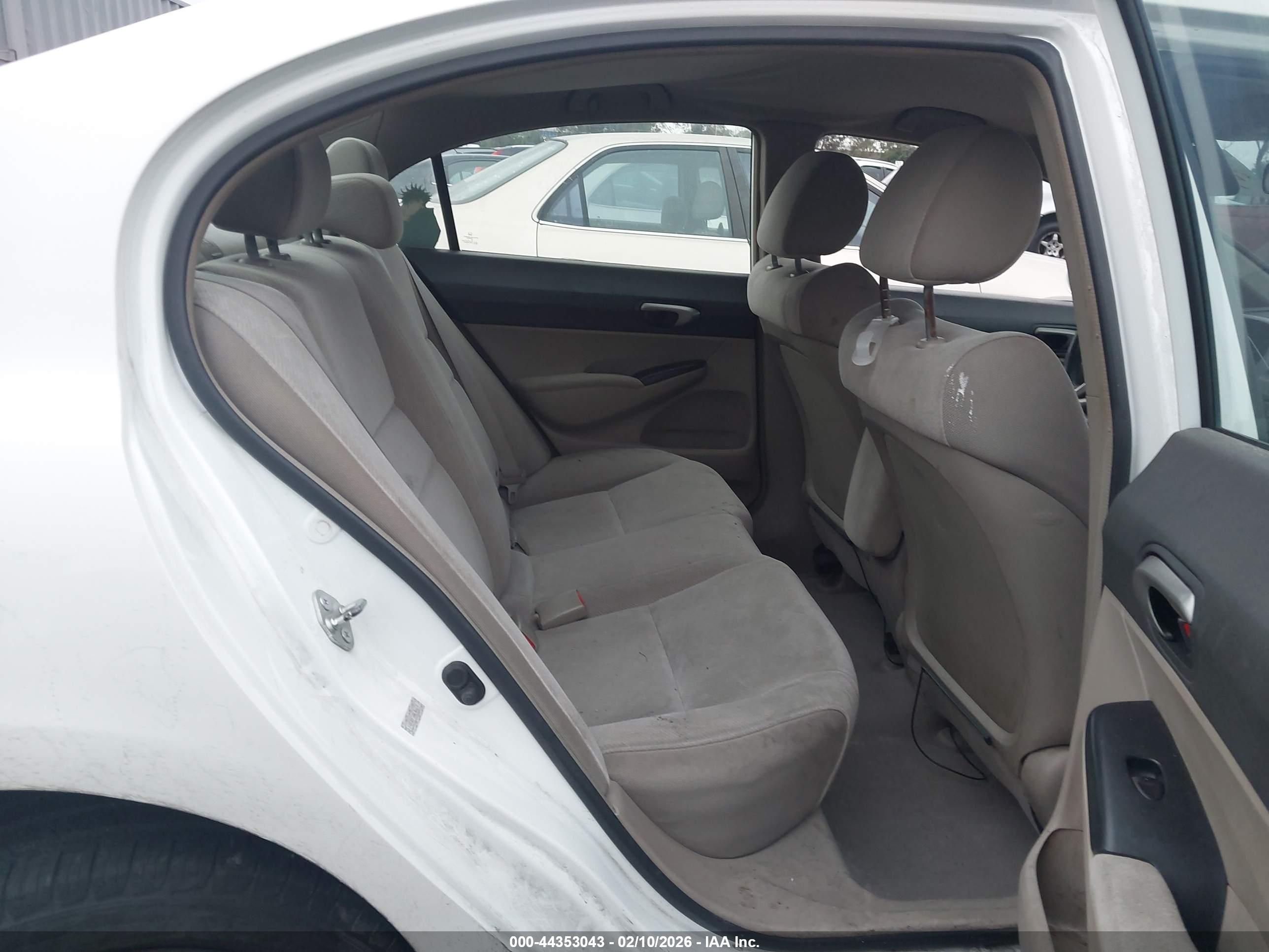 HONDA CIVIC image 8