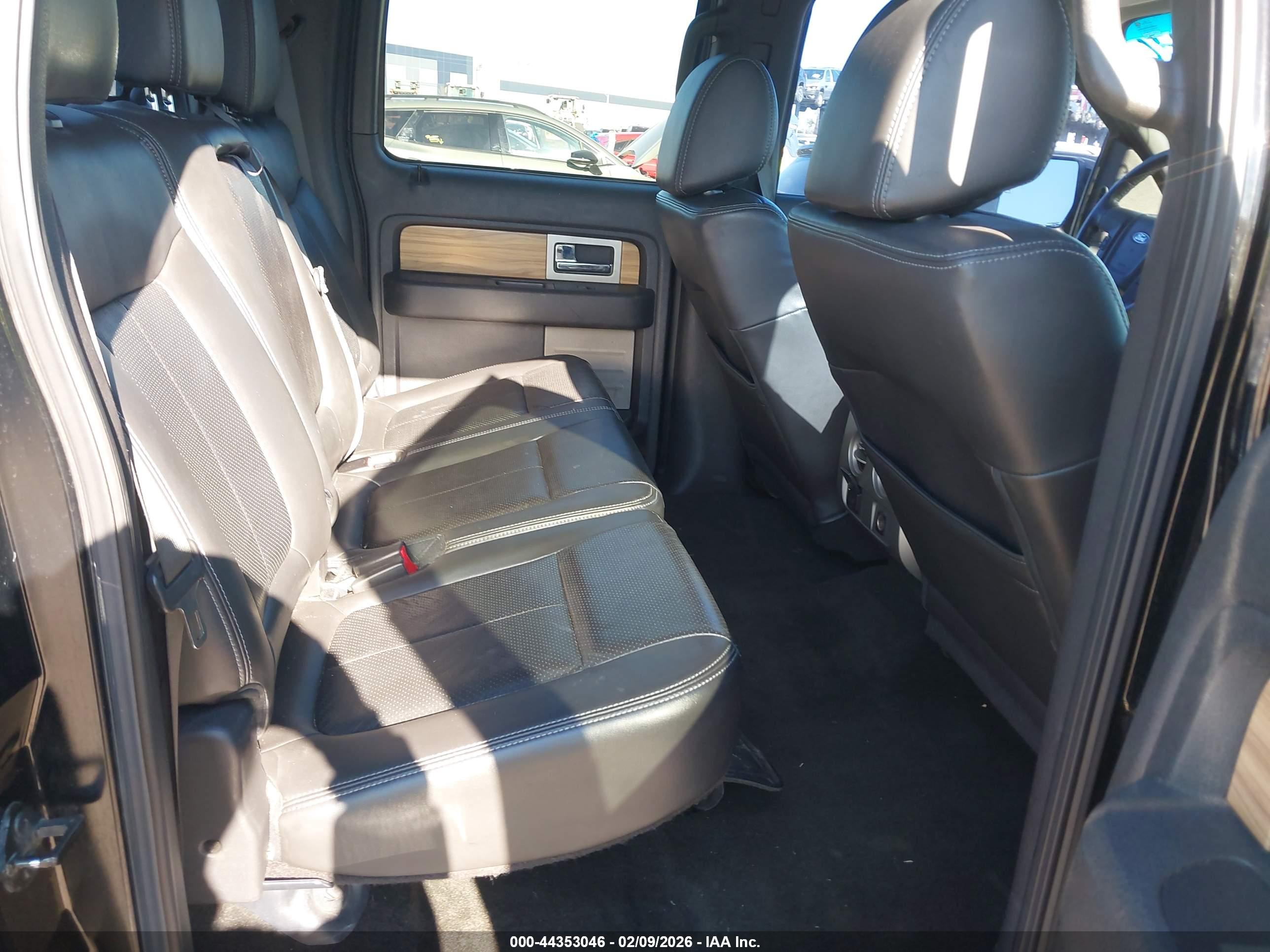 FORD F-150 image 8