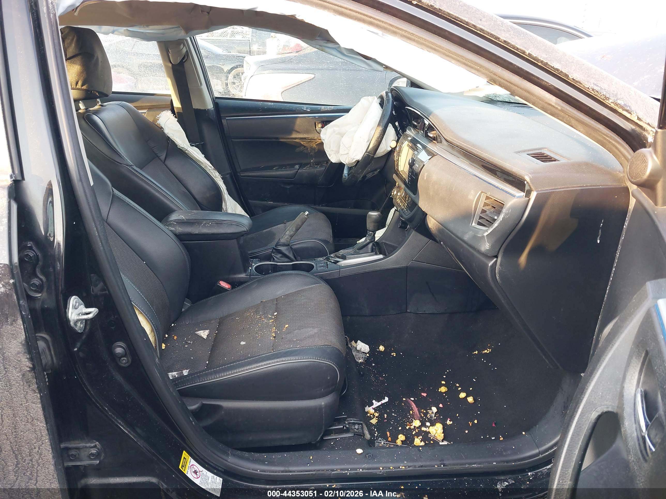 TOYOTA COROLLA image 5