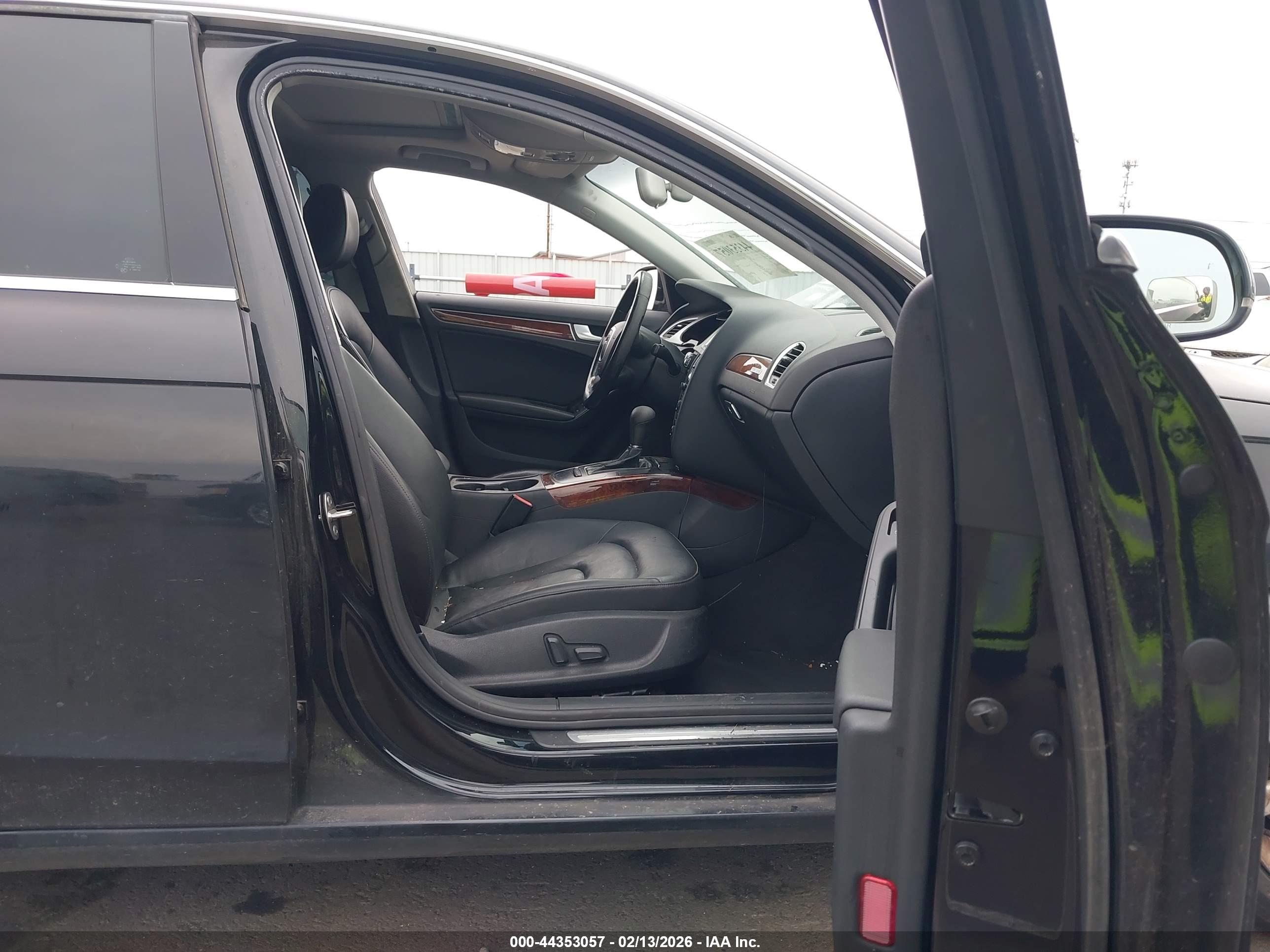 AUDI A4 image 5