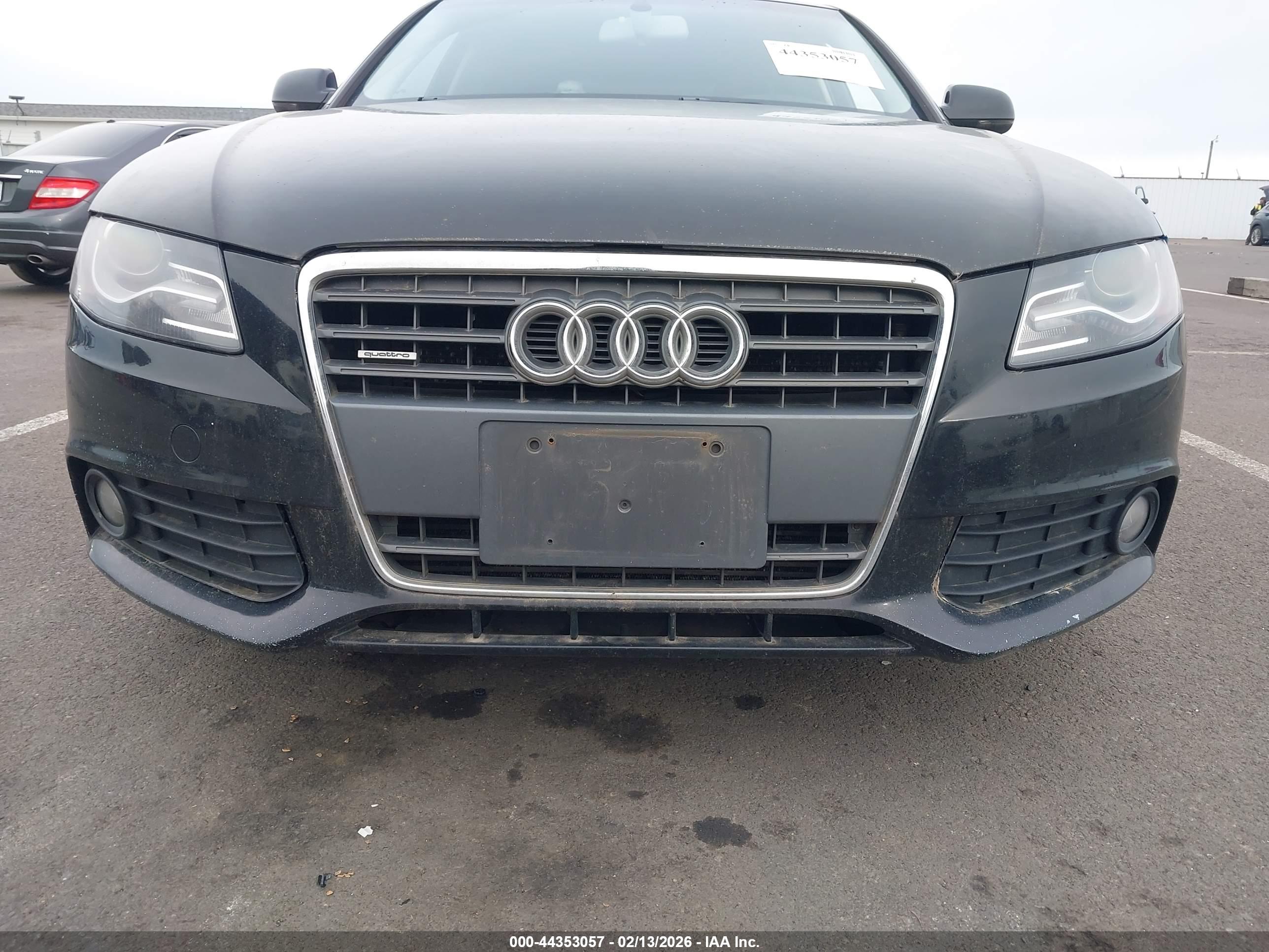 AUDI A4 image 6