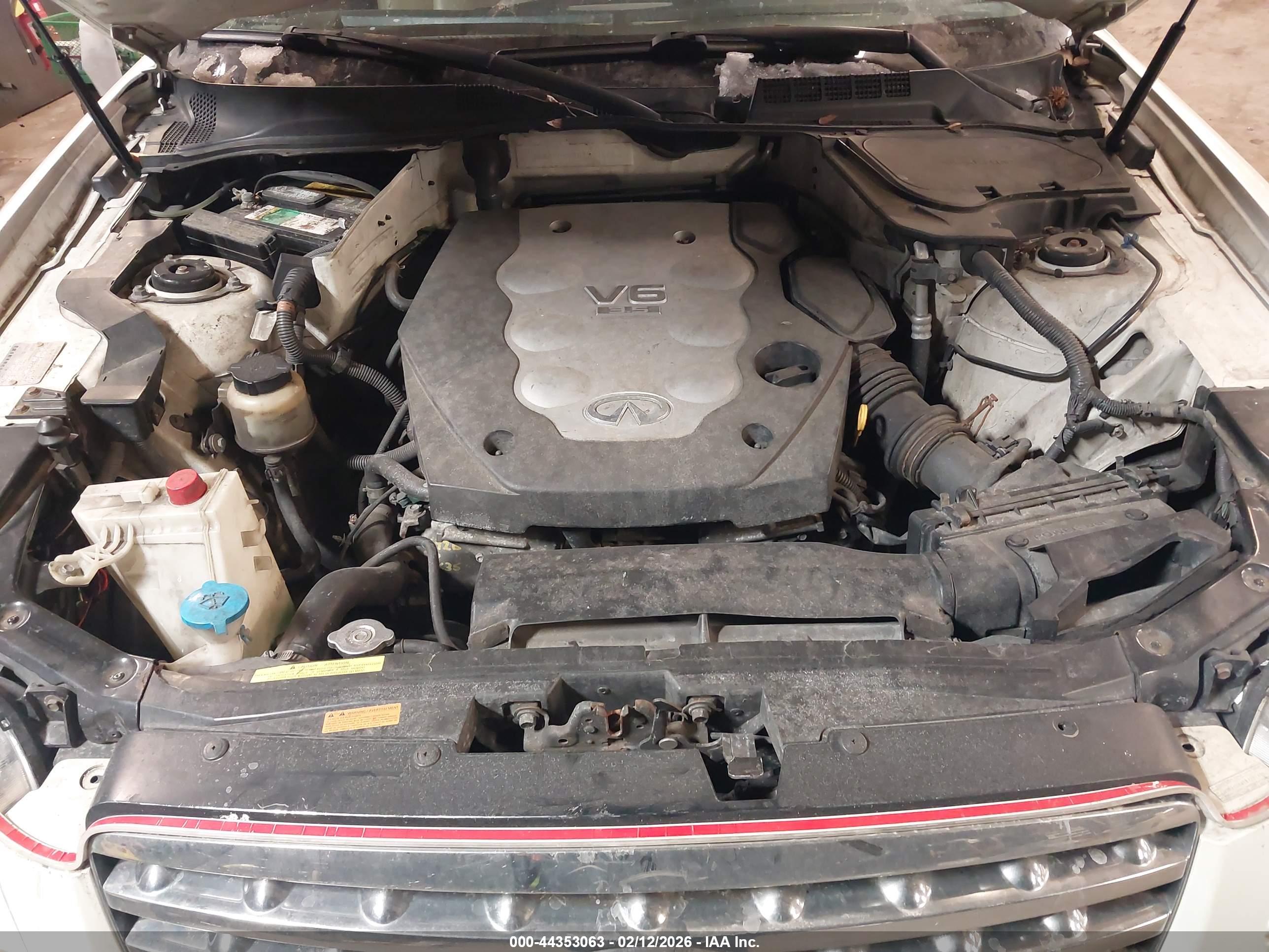 INFINITI FX35 image 10