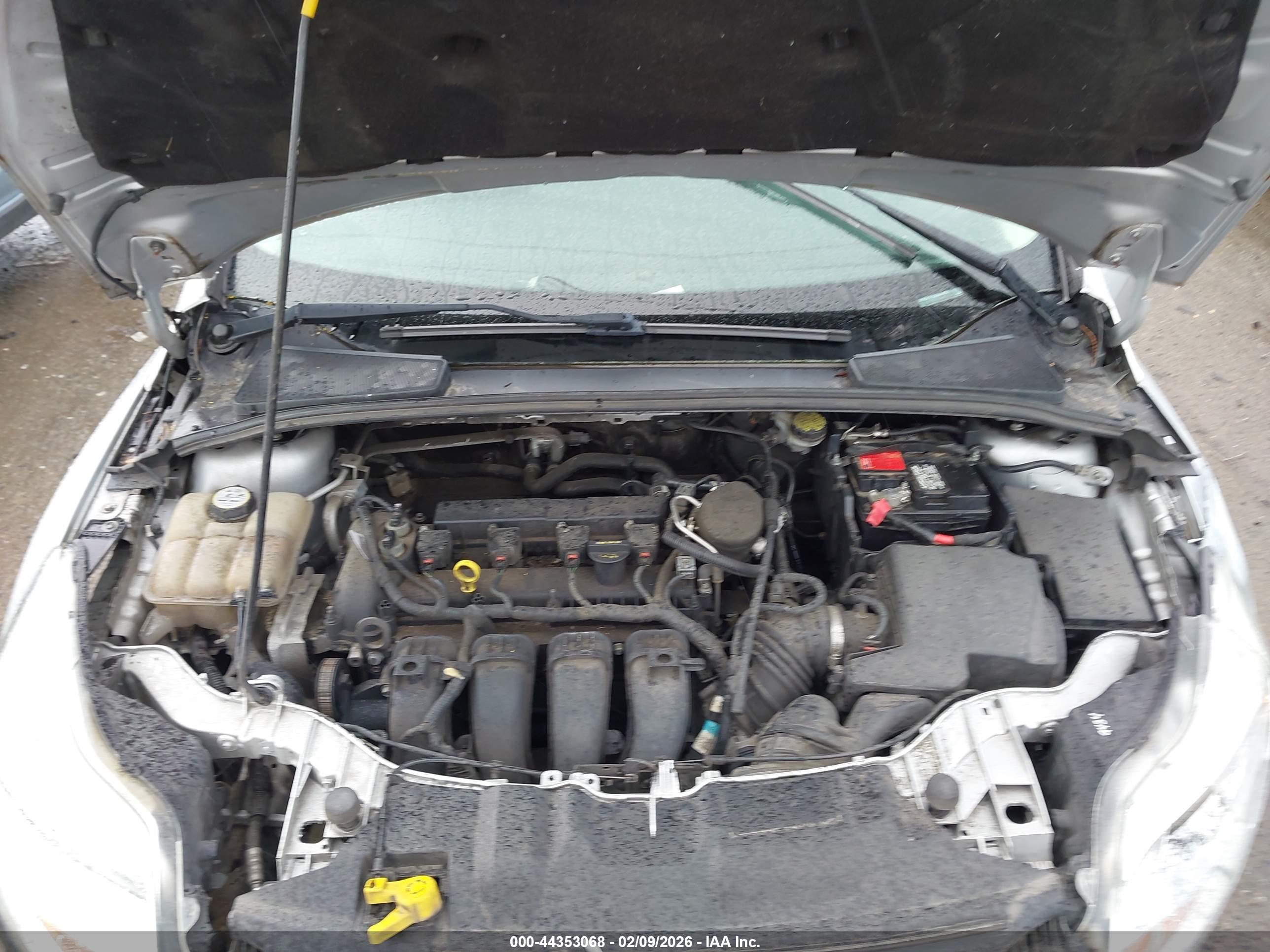FORD FOCUS image 10