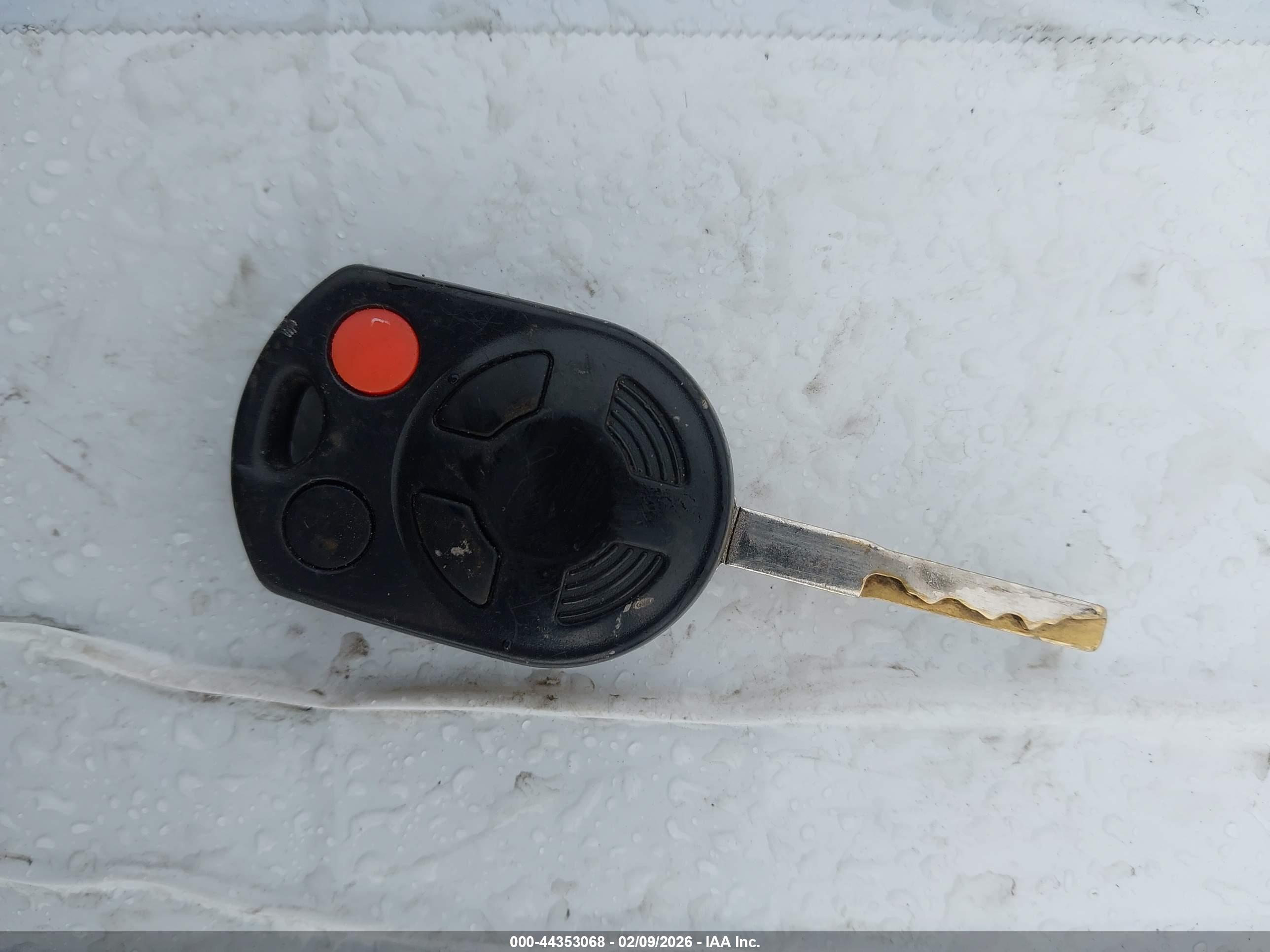 FORD FOCUS image 11