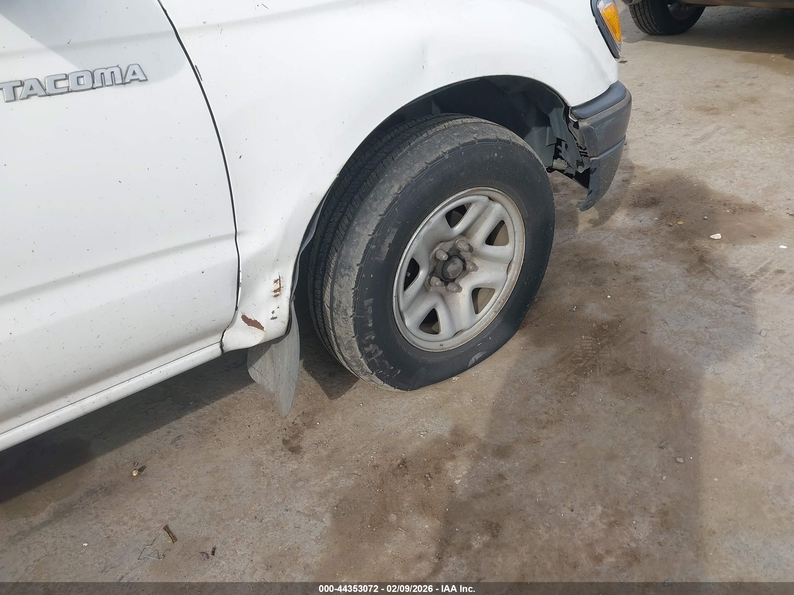 TOYOTA TACOMA image 6