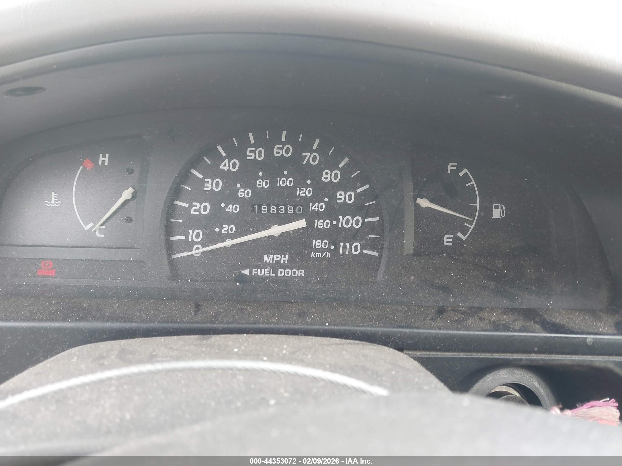 TOYOTA TACOMA image 7