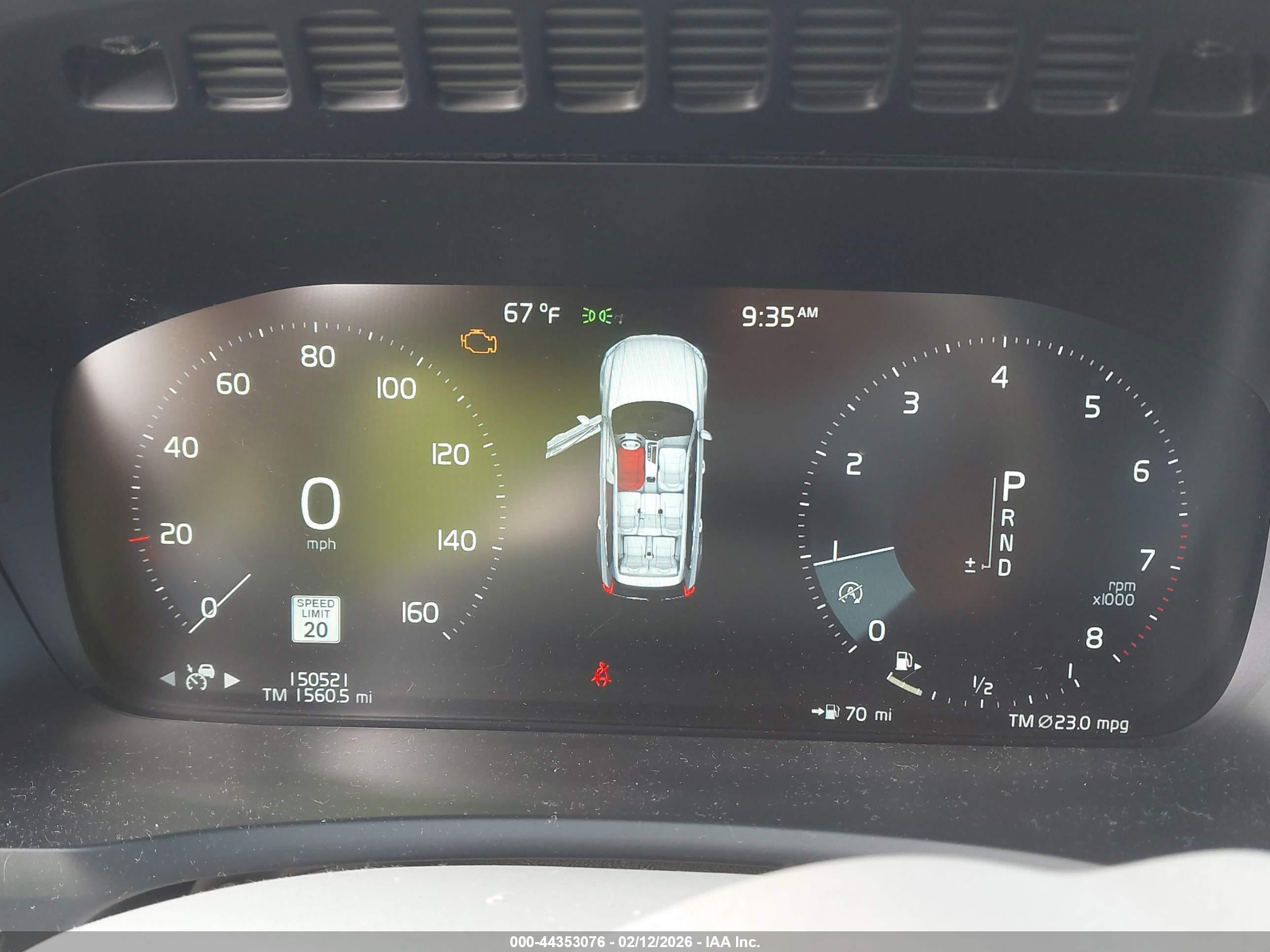 VOLVO XC90 image 7