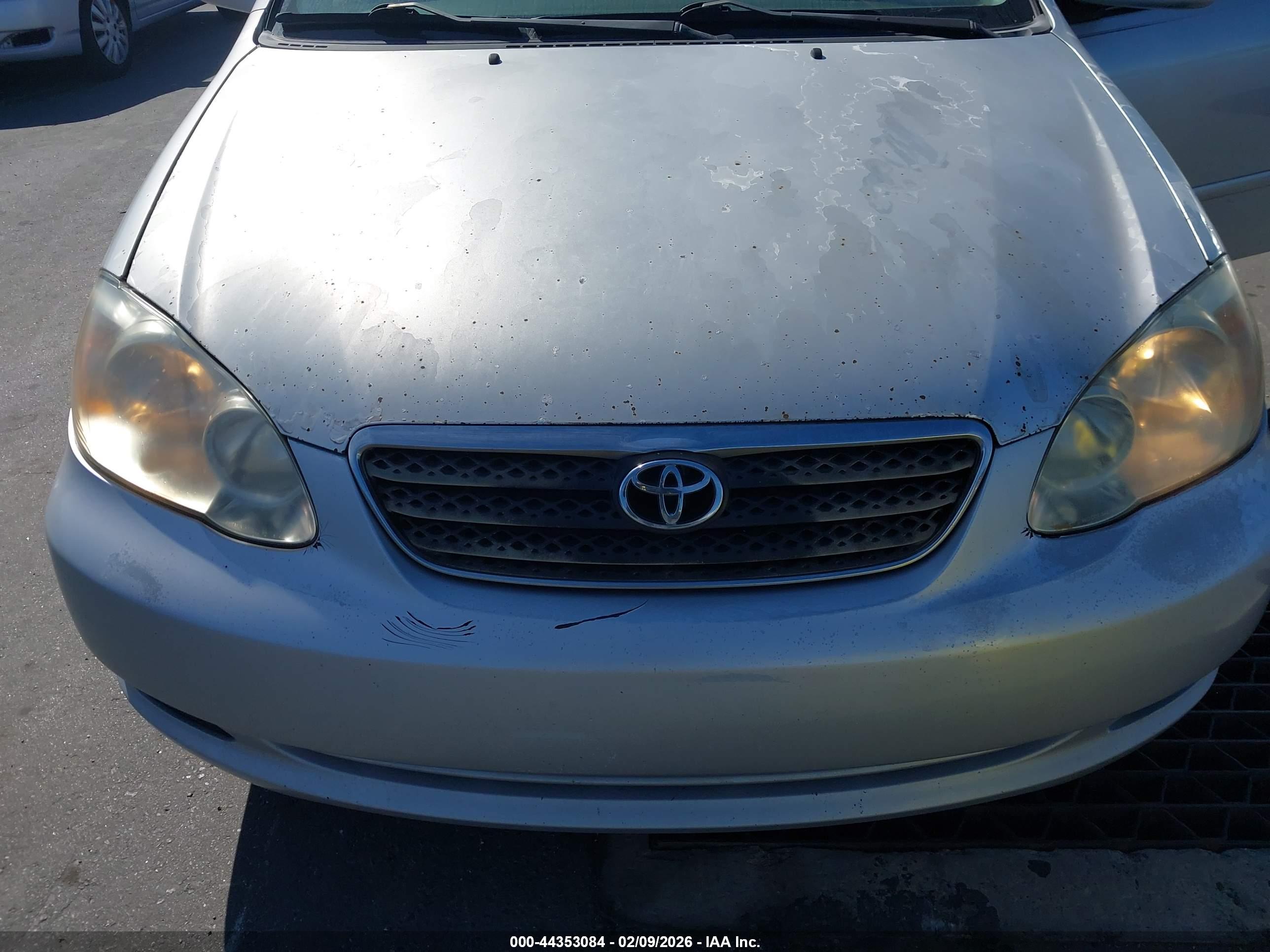 TOYOTA COROLLA image 6