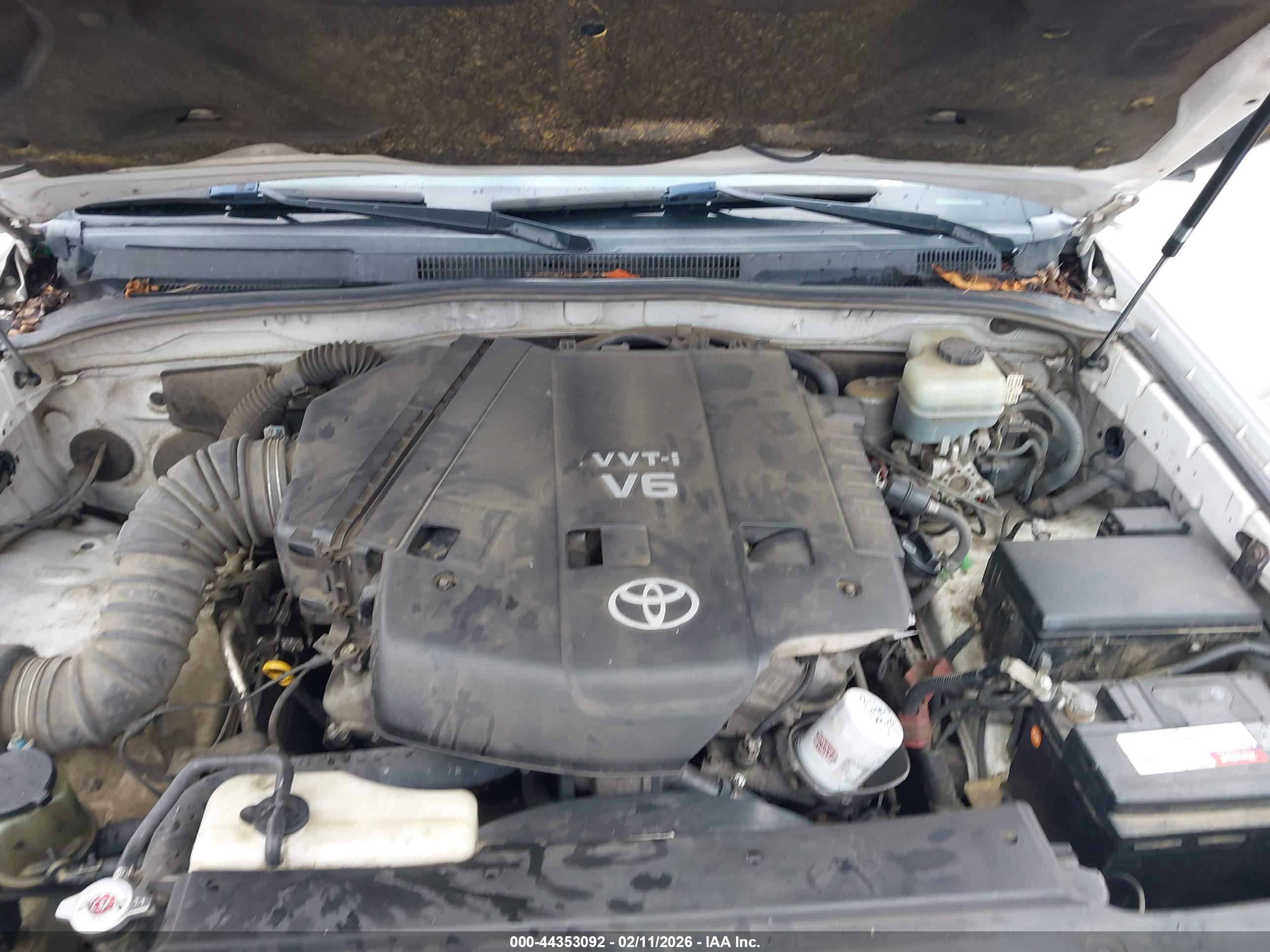TOYOTA 4RUNNER image 10