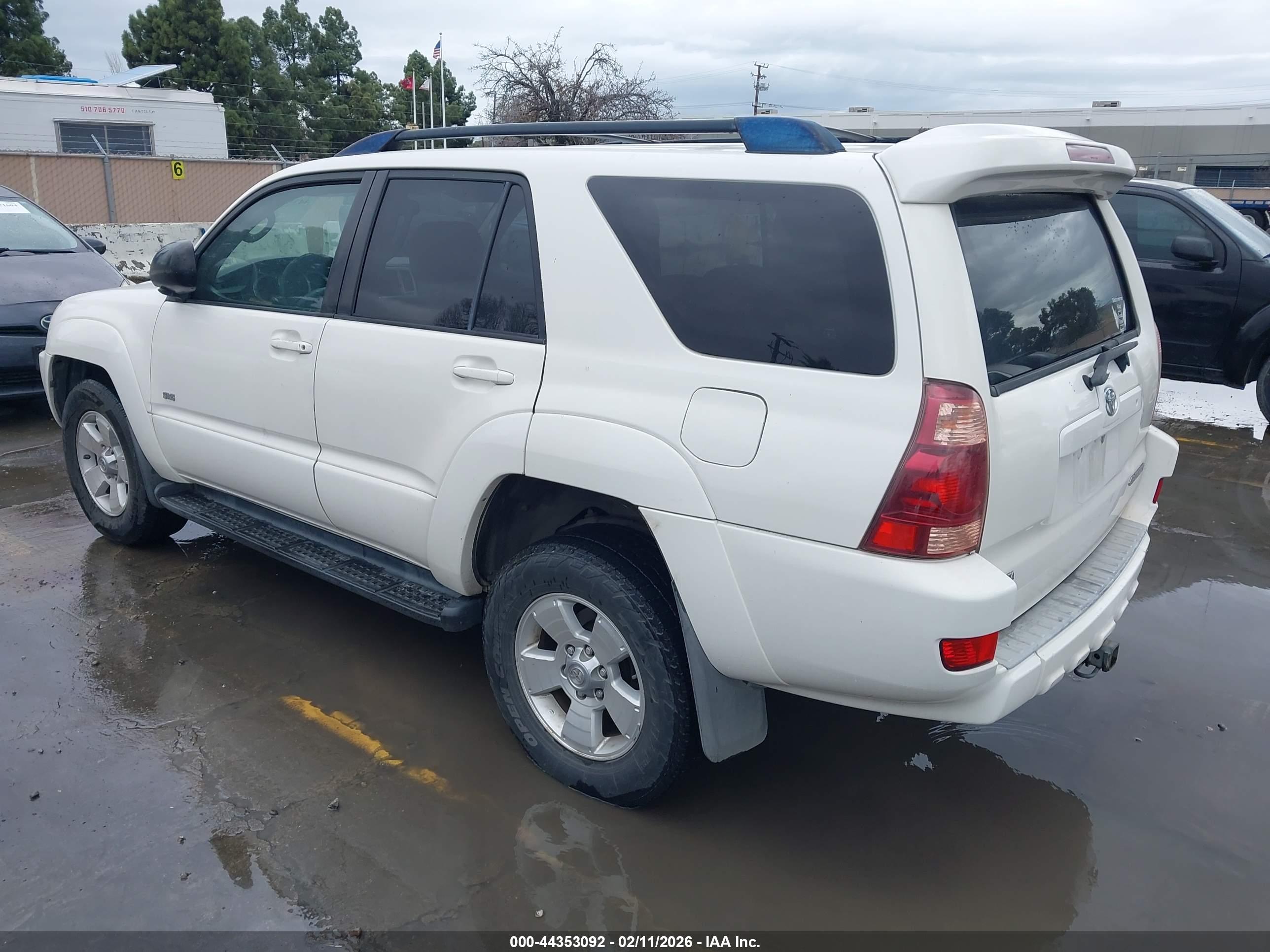 TOYOTA 4RUNNER image 3
