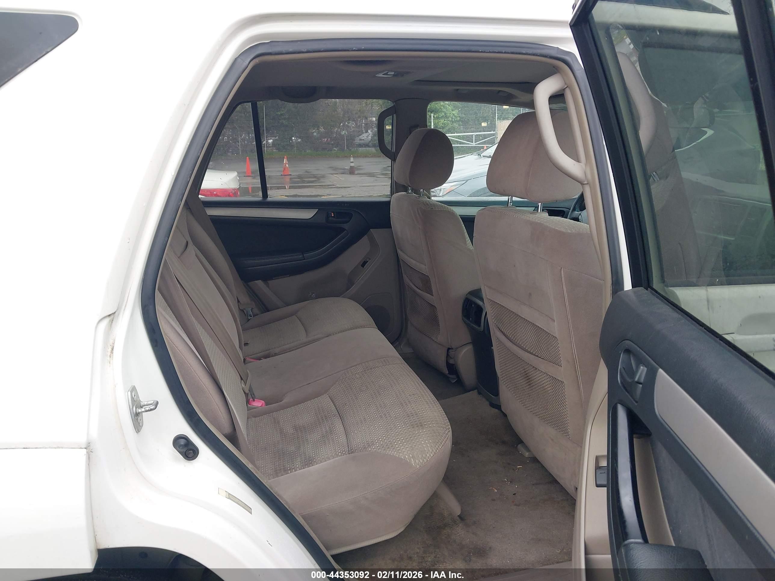 TOYOTA 4RUNNER image 8