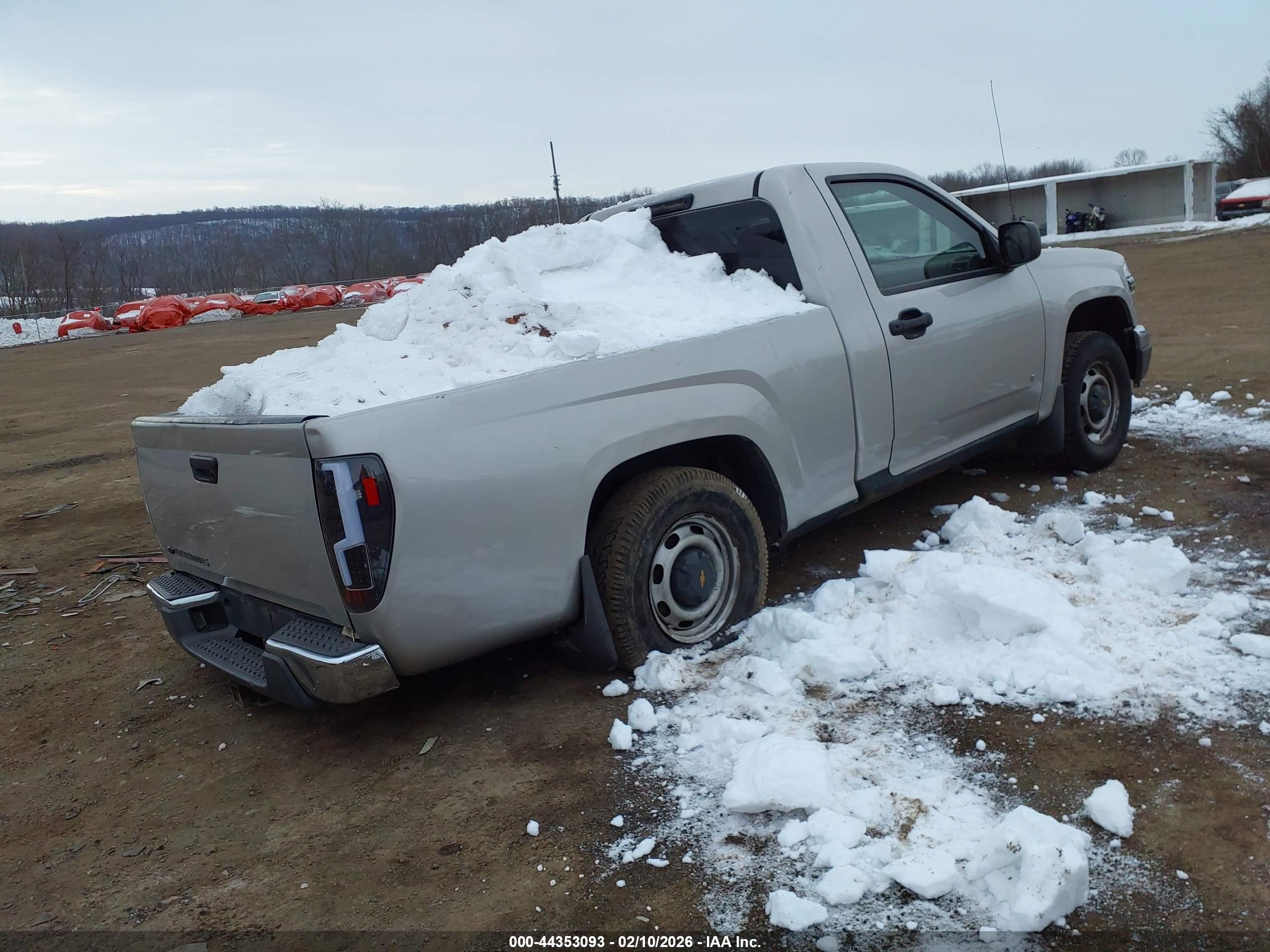 CHEVROLET COLORADO image 4