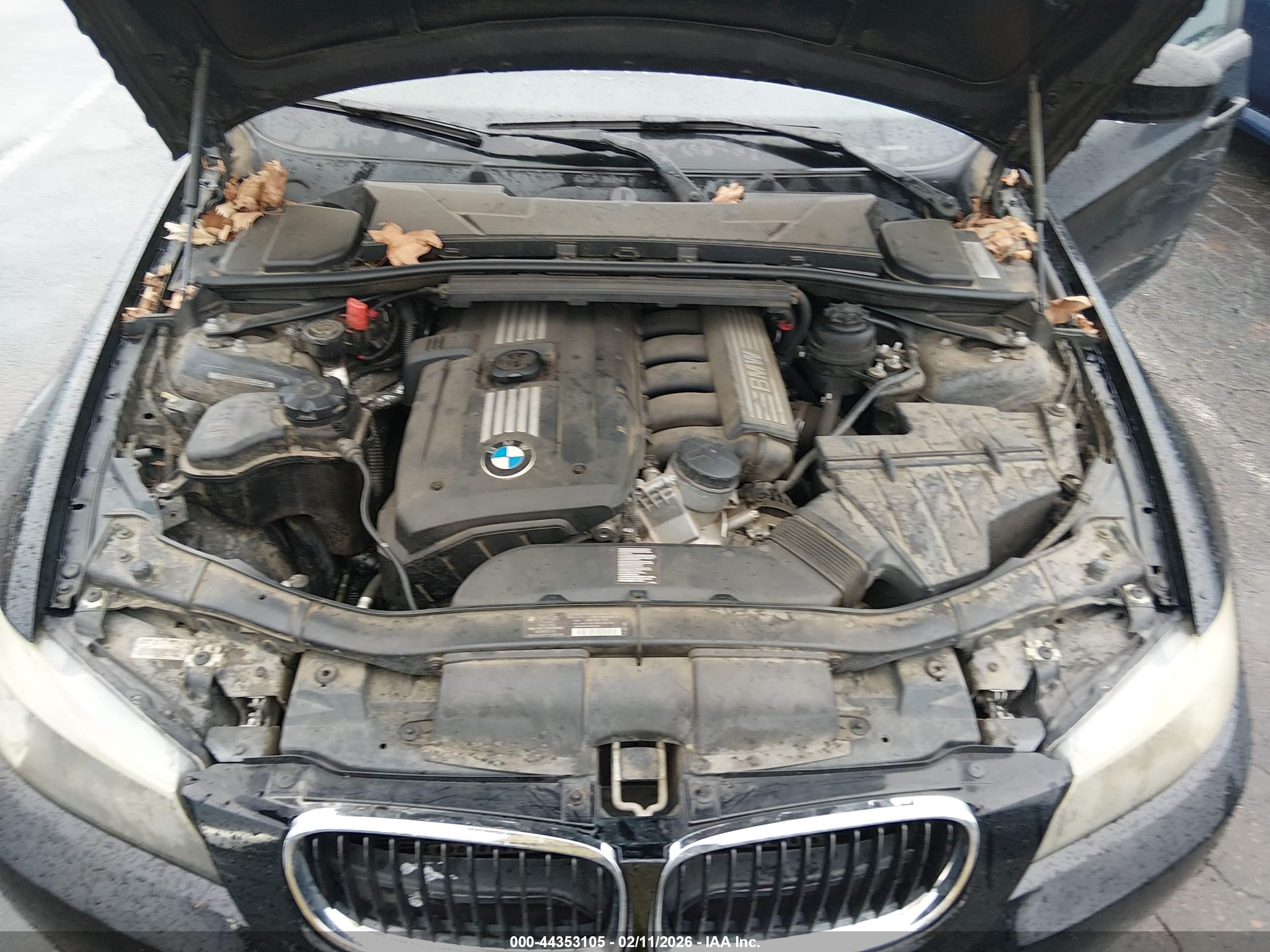 BMW 328I image 10