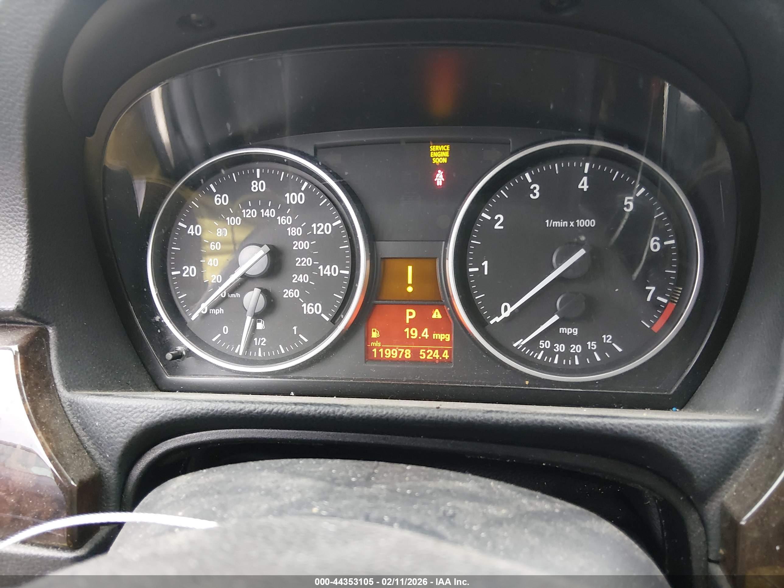 BMW 328I image 7