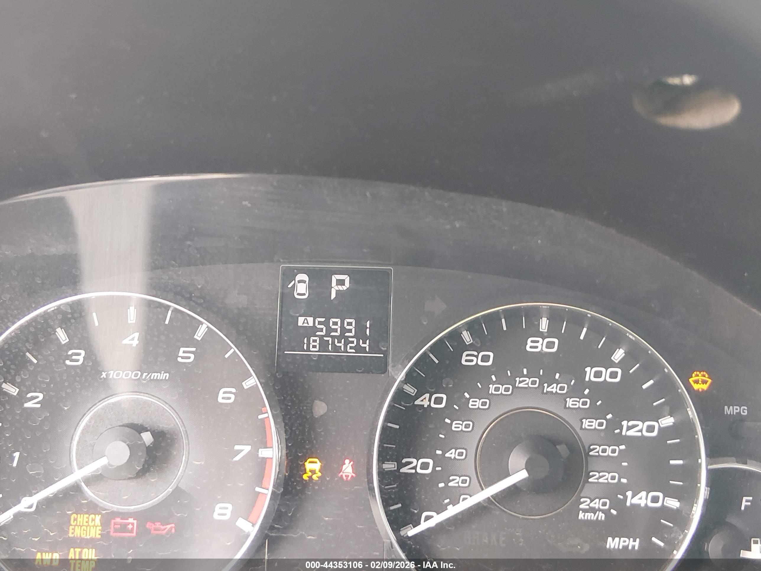 SUBARU OUTBACK image 7