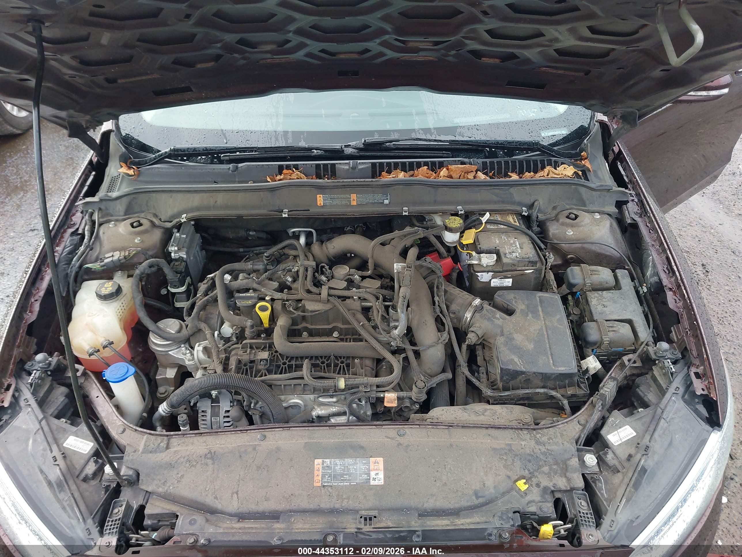FORD FUSION image 10