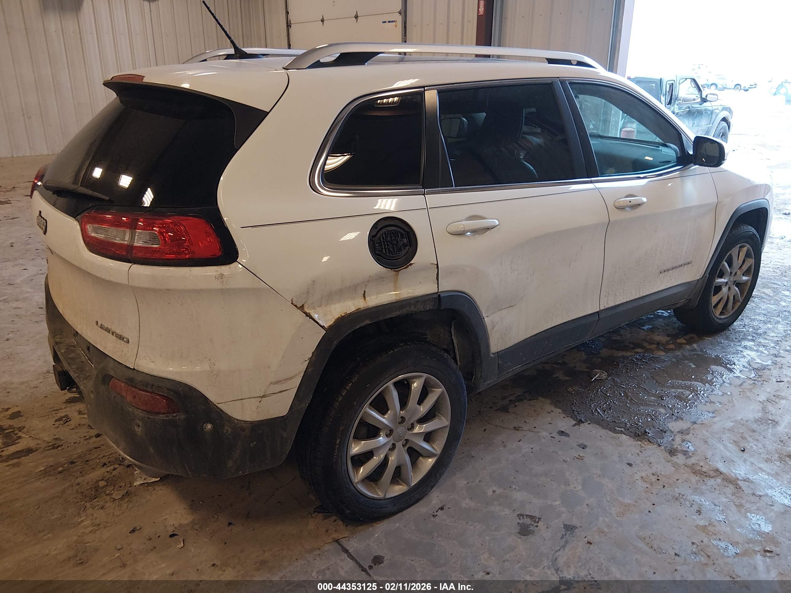 JEEP CHEROKEE image 4