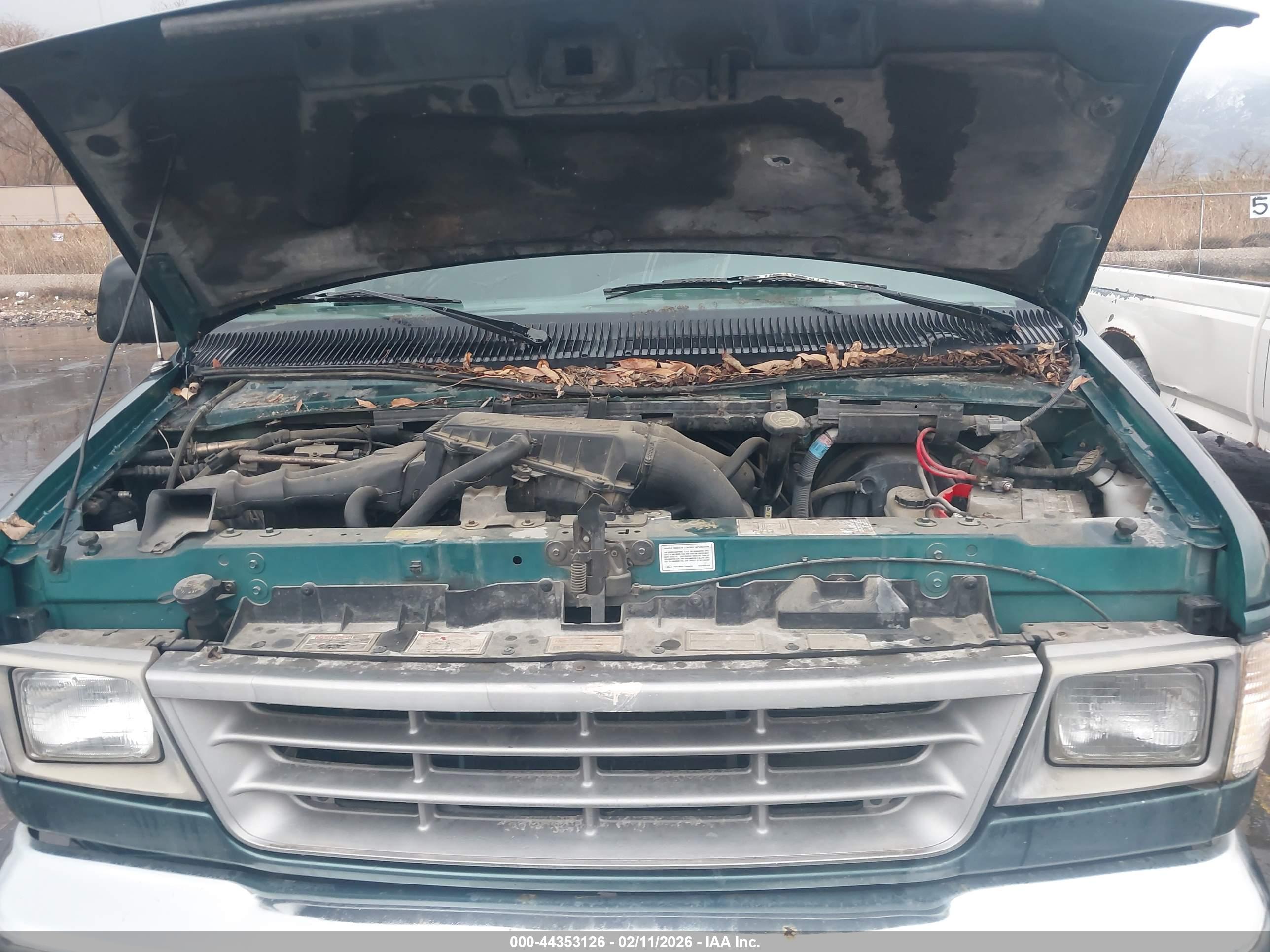 FORD ECONOLINE image 10