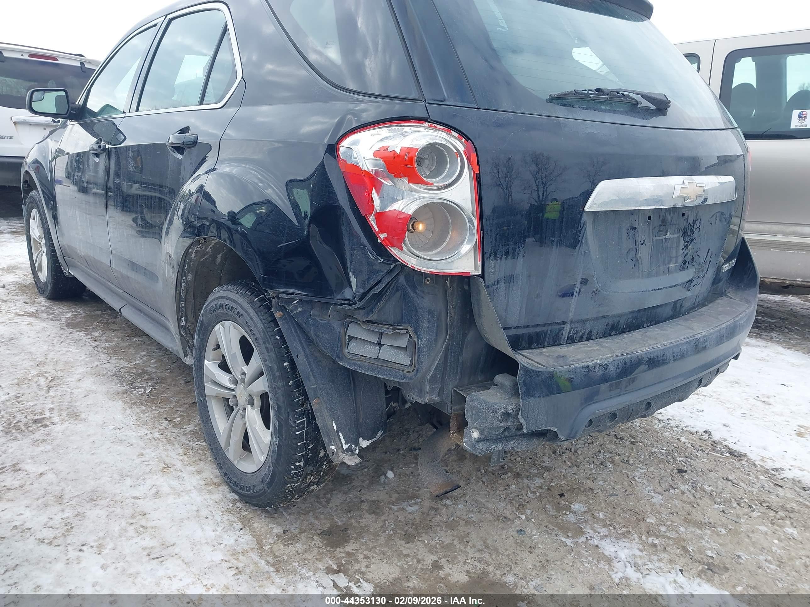 CHEVROLET EQUINOX image 6
