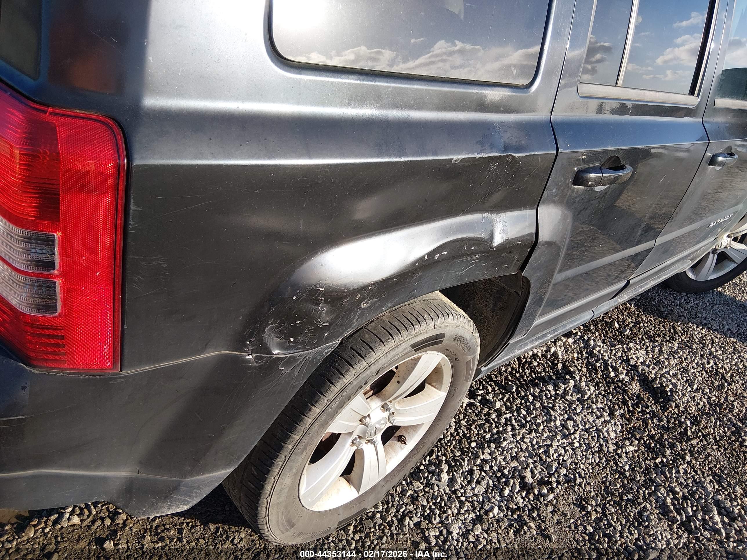 JEEP PATRIOT image 6