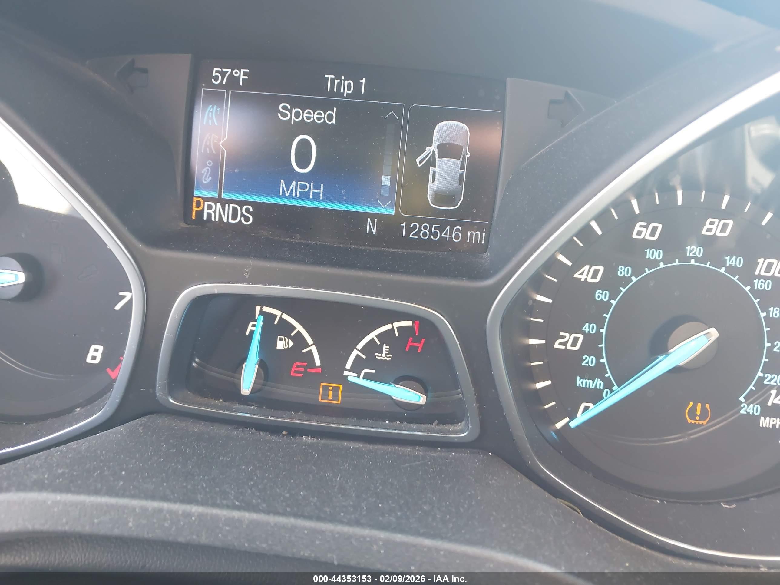 FORD ESCAPE image 7