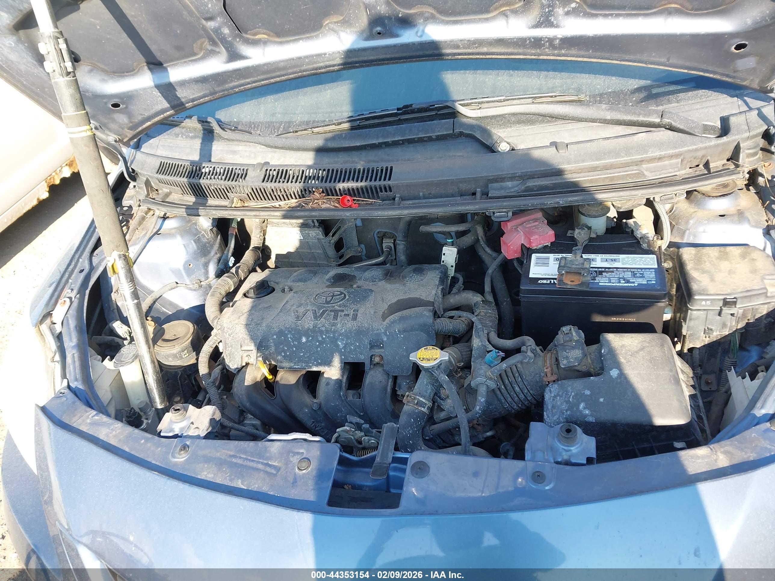 TOYOTA YARIS image 10