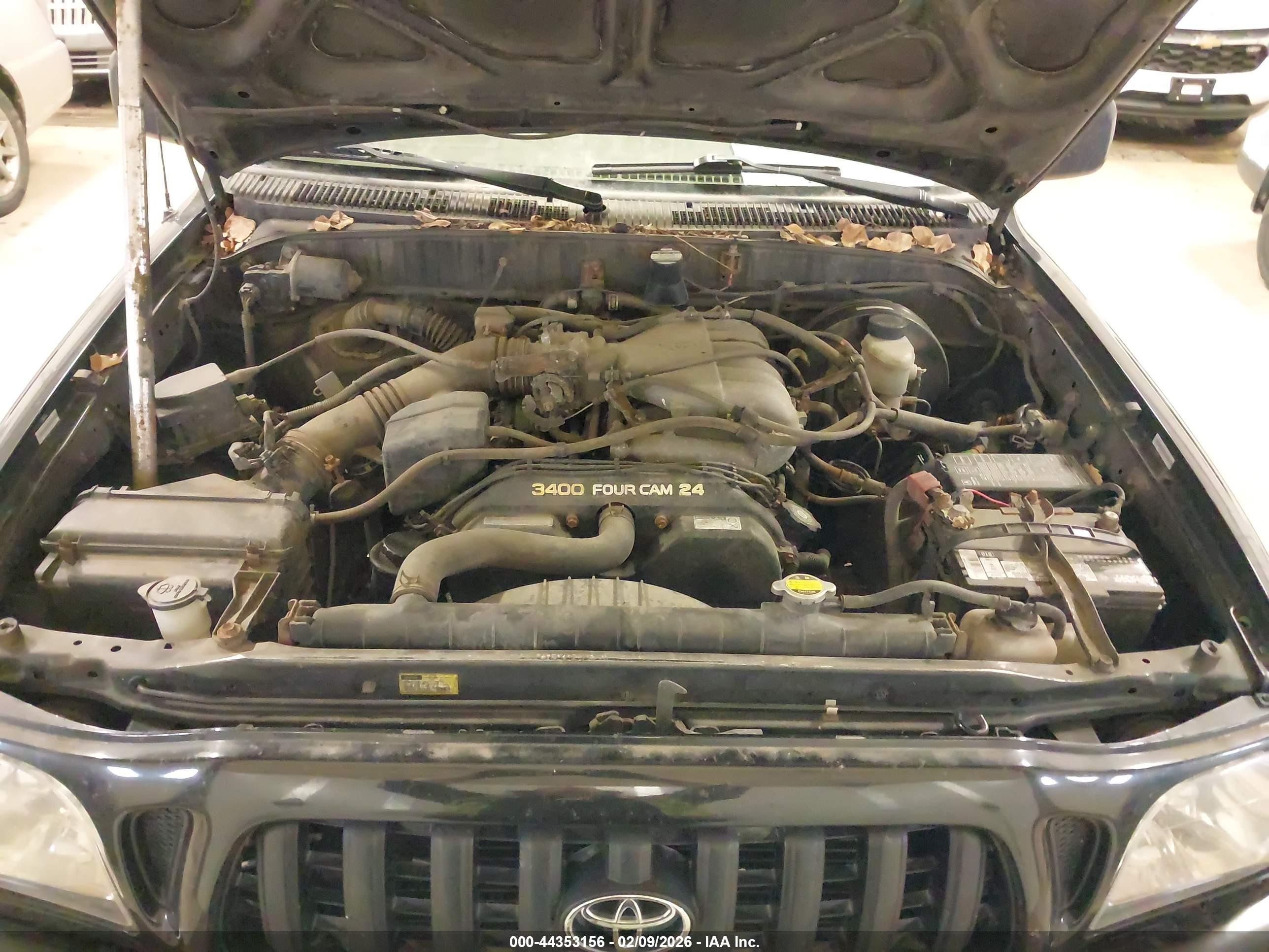 TOYOTA TACOMA image 10