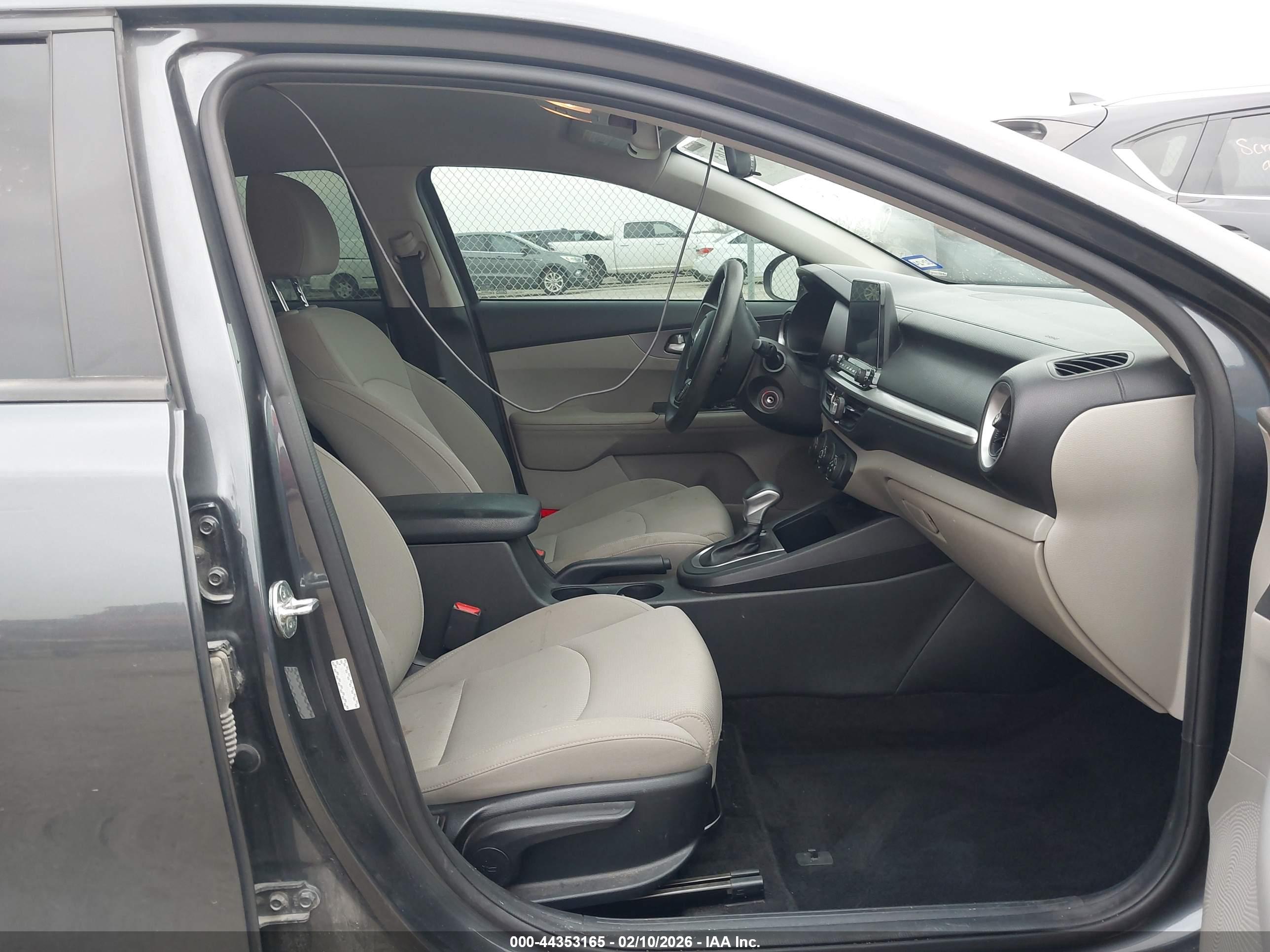 KIA FORTE image 5