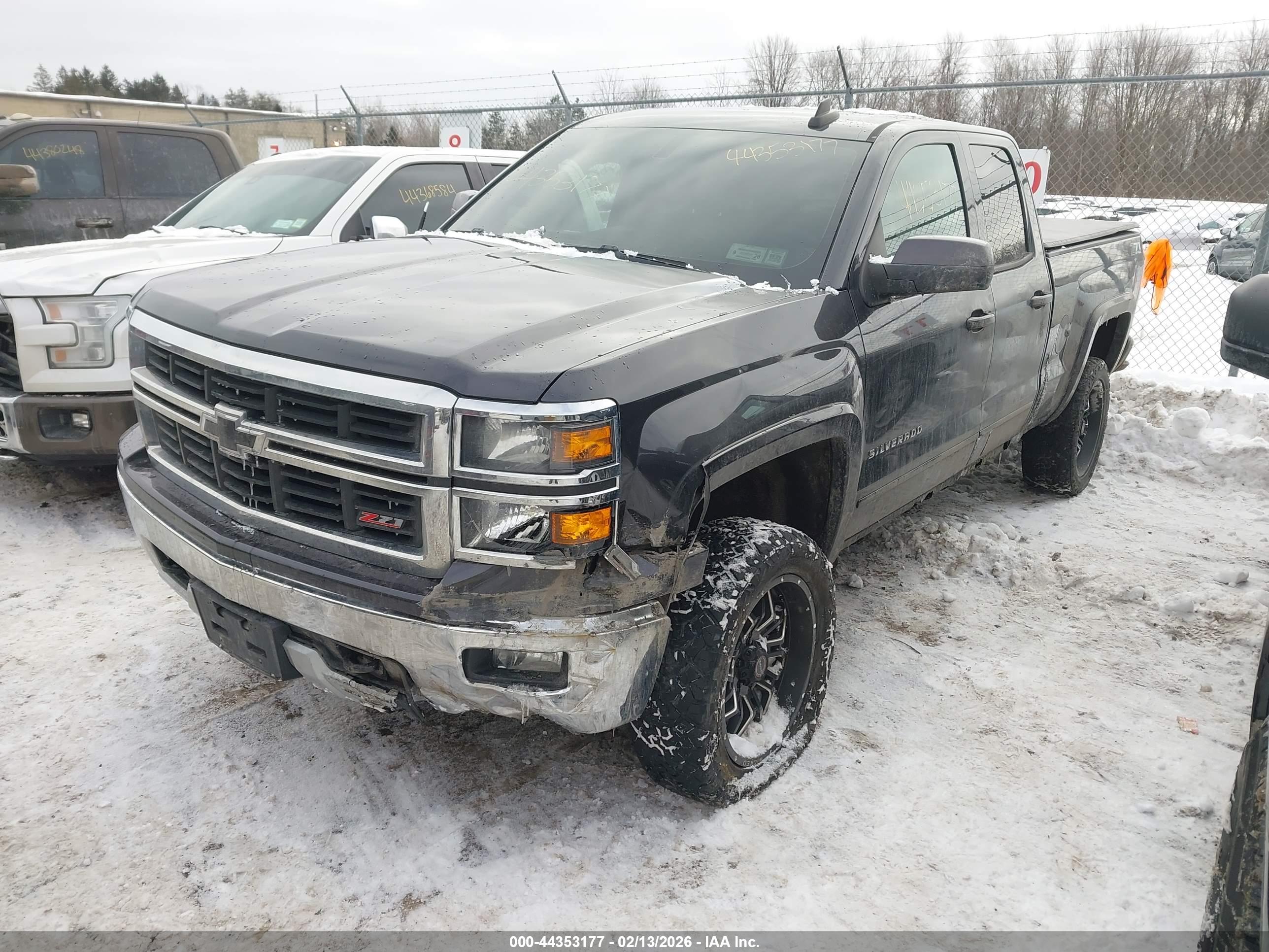 CHEVROLET SILVERADO image 2