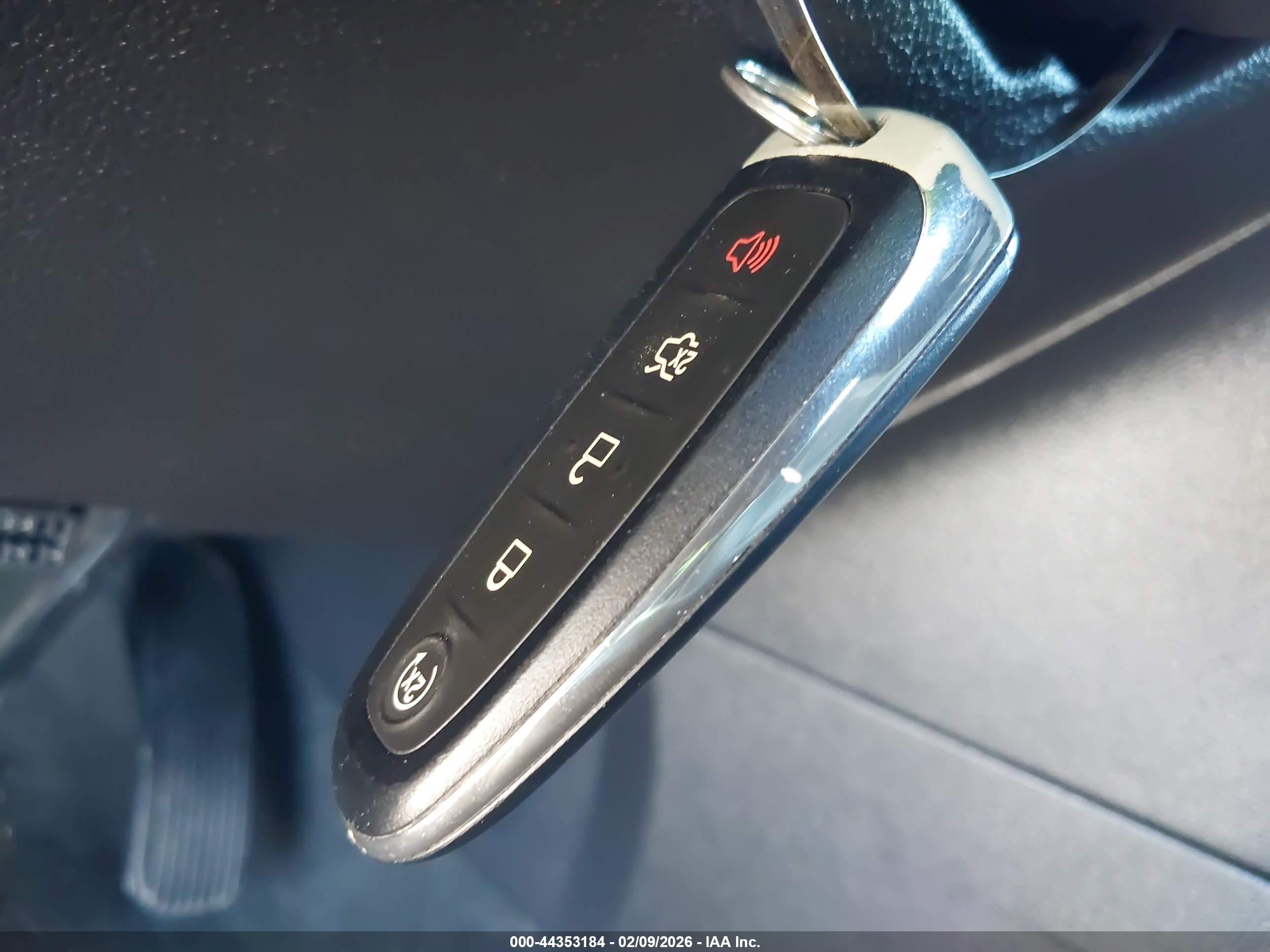 FORD EXPLORER image 11