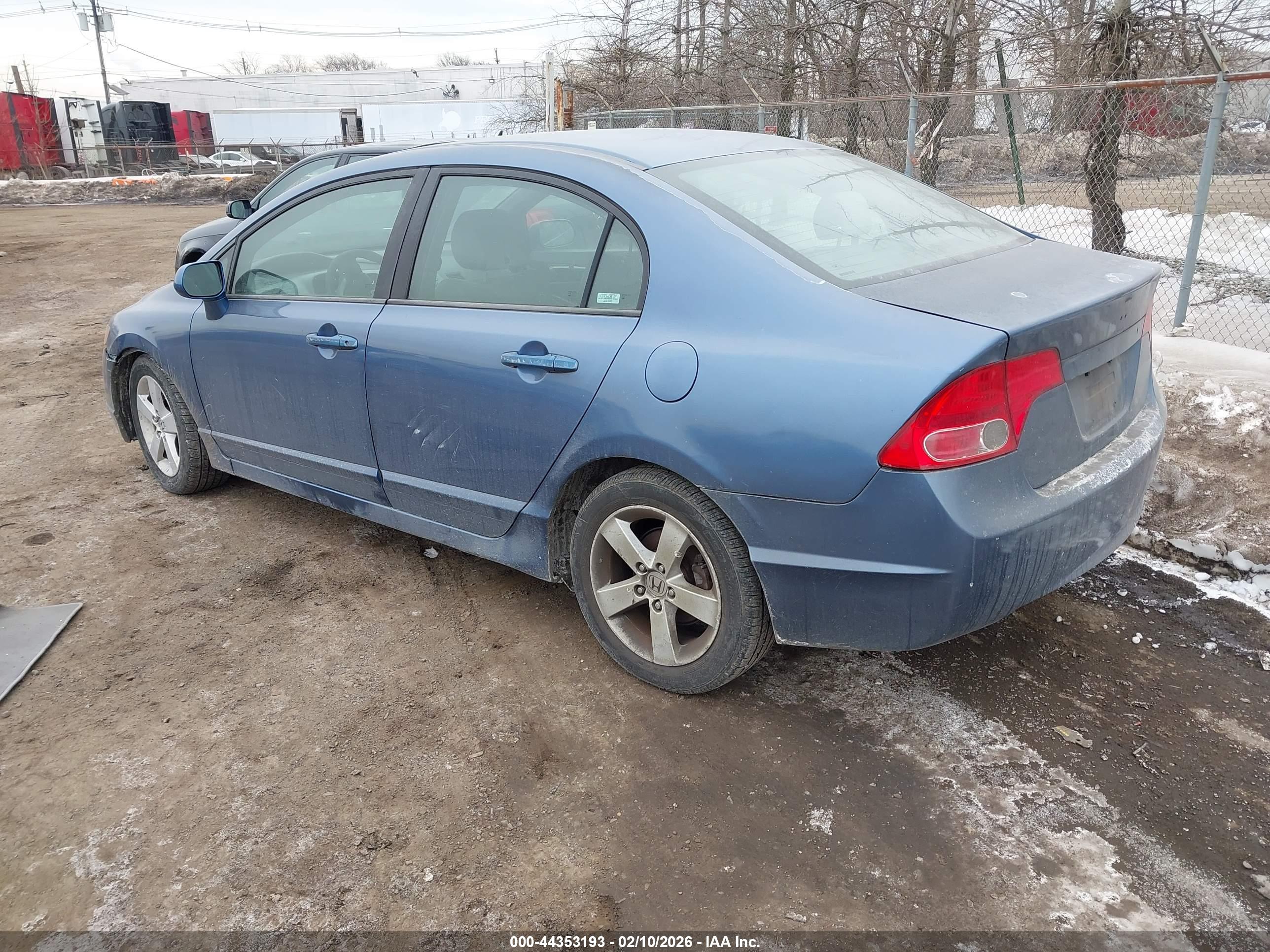 HONDA CIVIC image 3