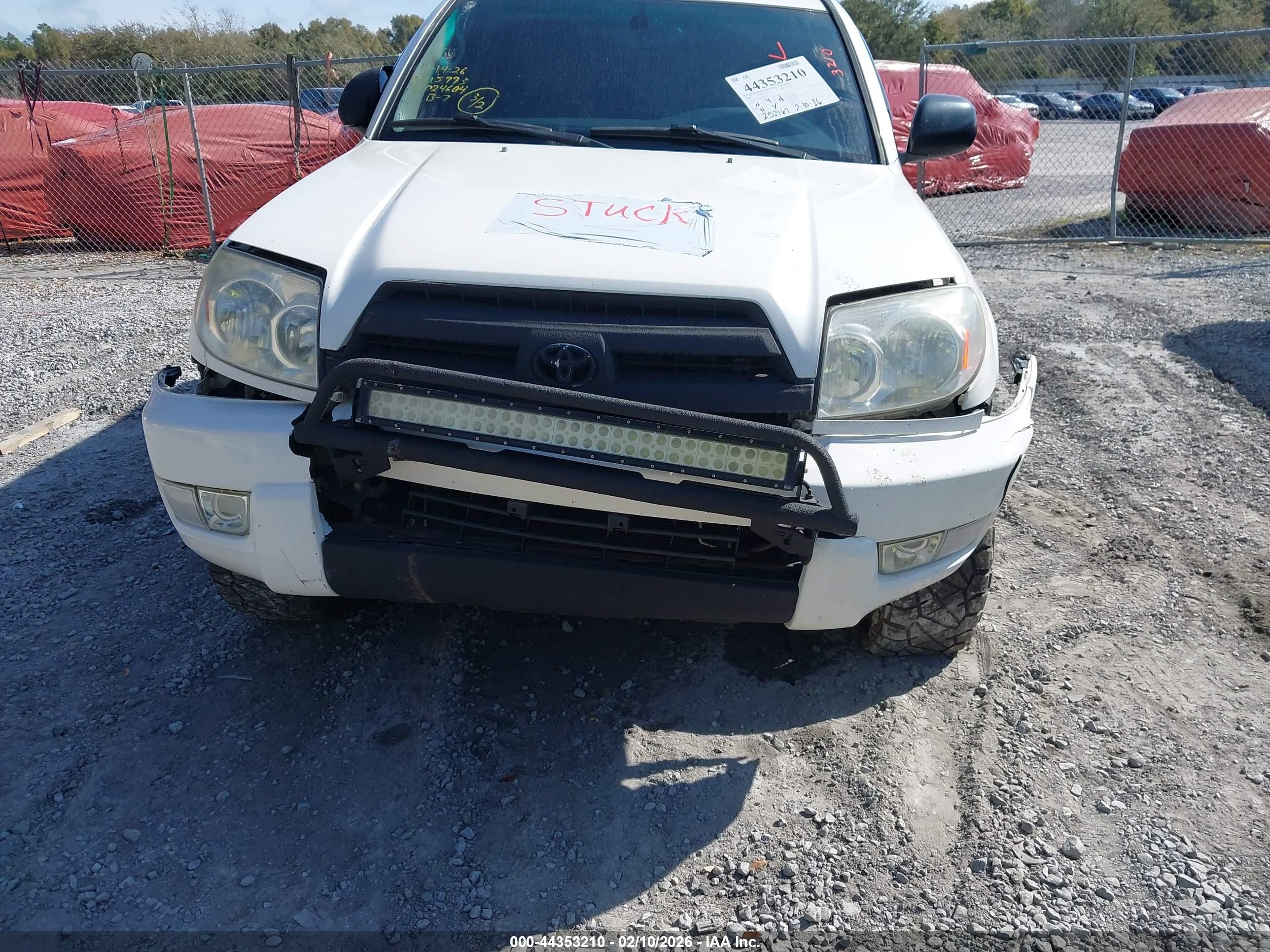 TOYOTA 4RUNNER image 6