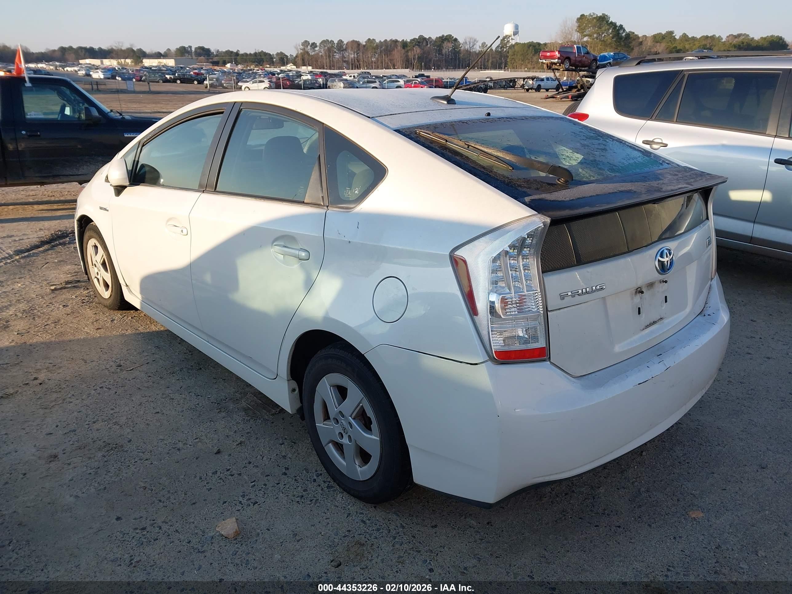 TOYOTA PRIUS image 3